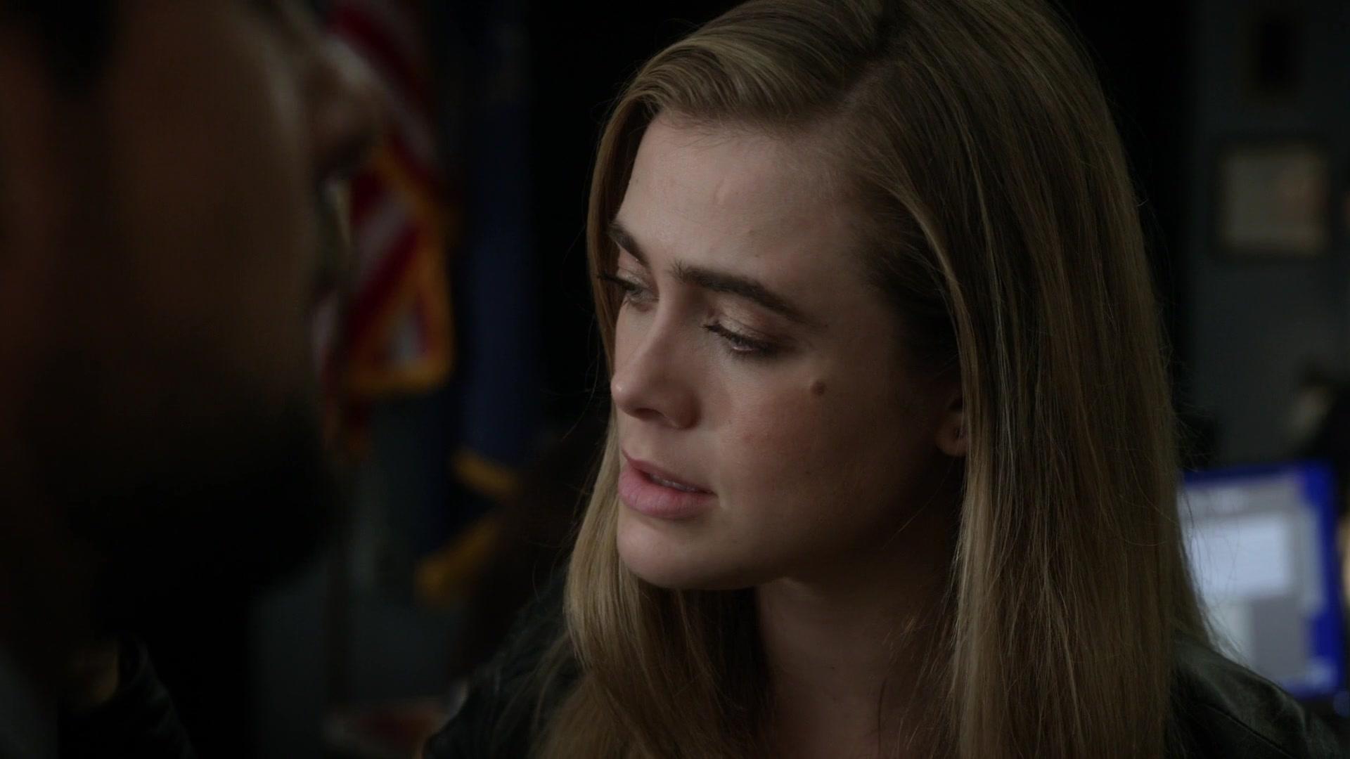 1x06_0605.jpg