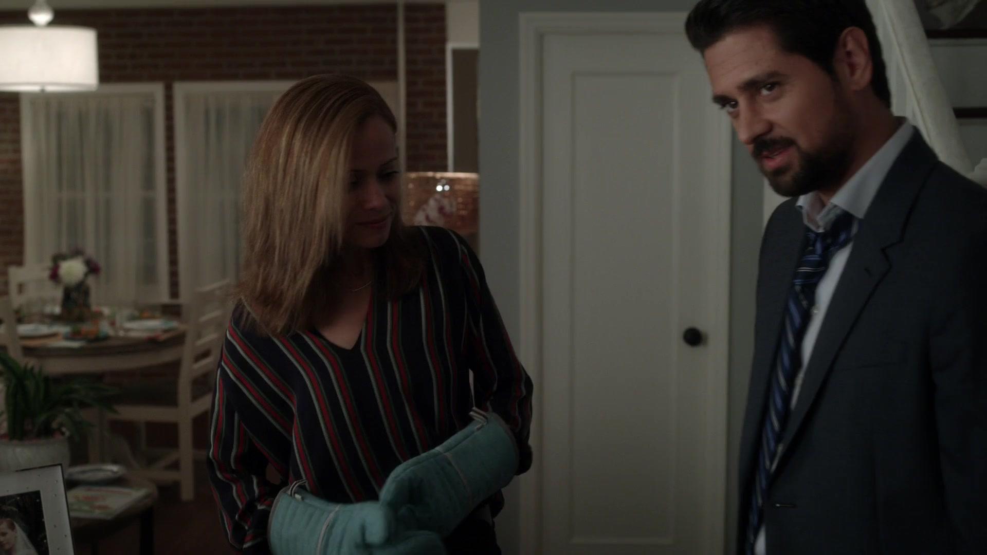 1x07_0818.jpg