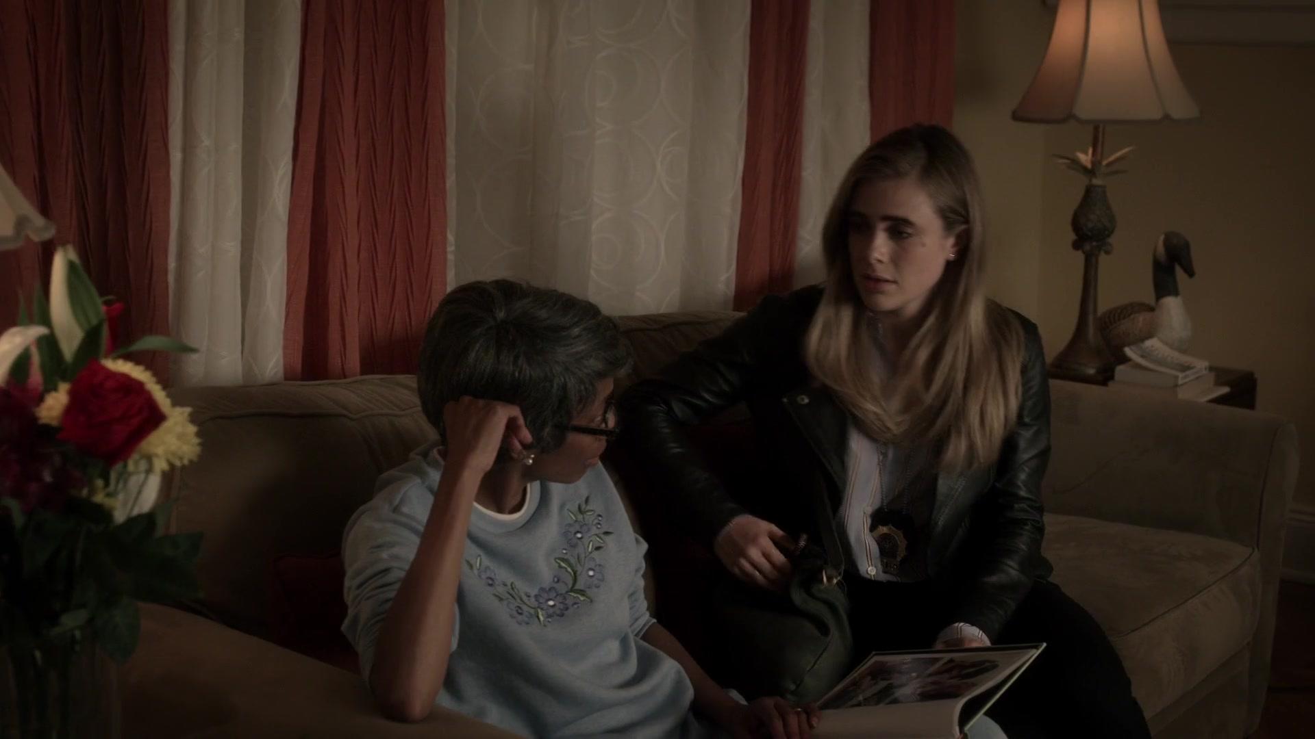 1x07_1720.jpg