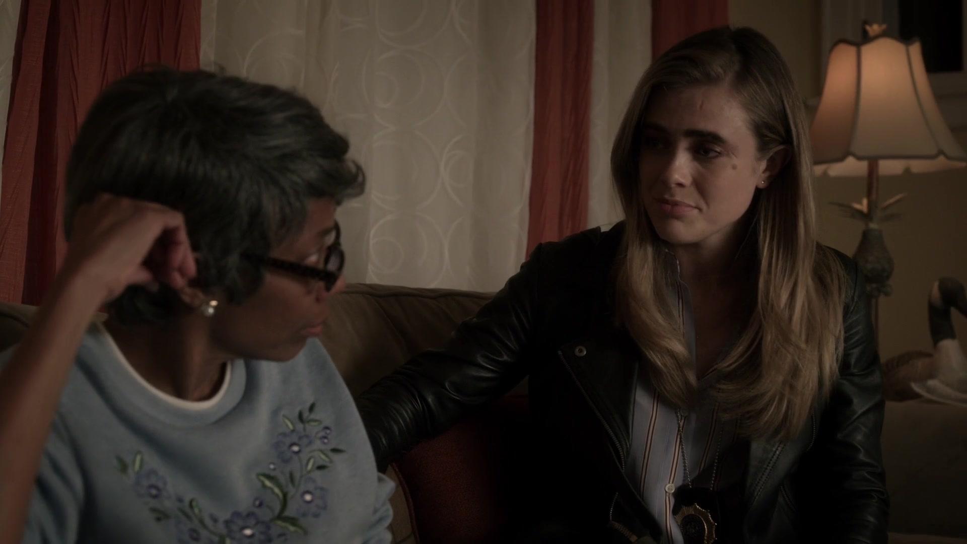 1x07_1725.jpg