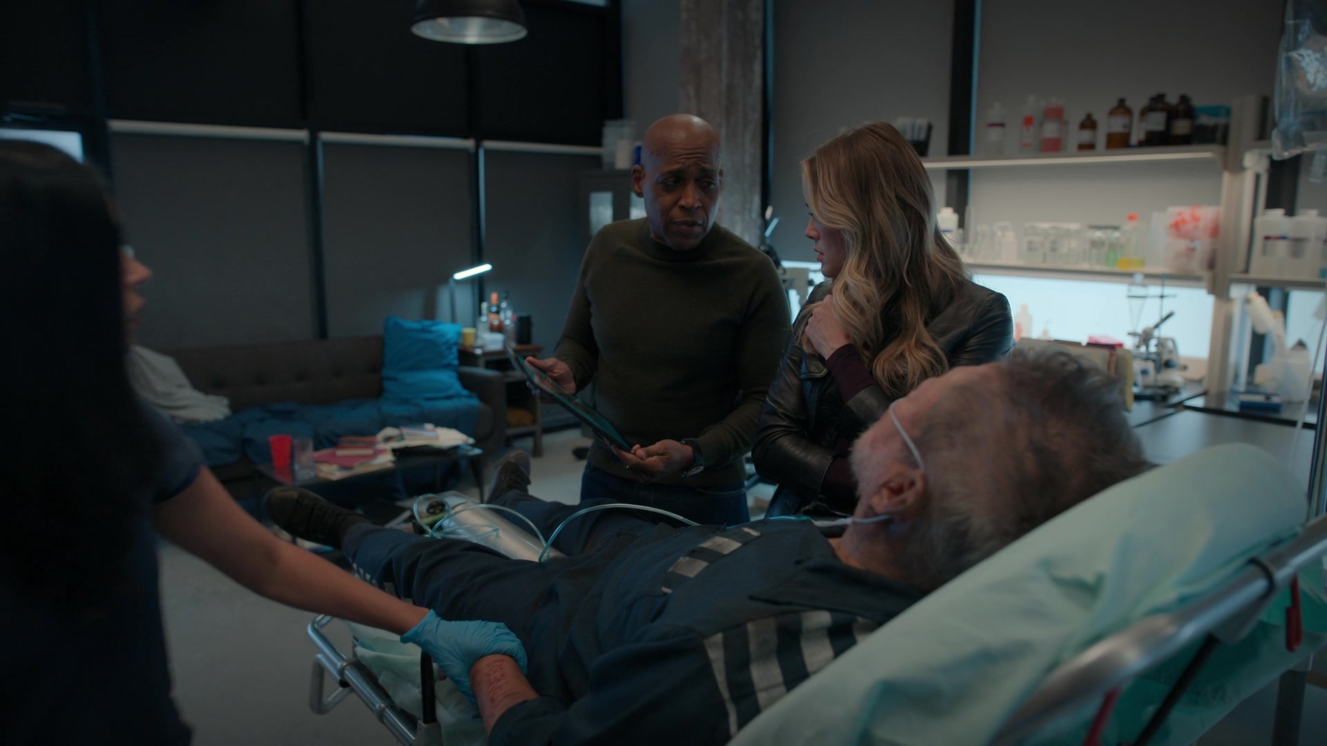 Manifest_S04E01_Touch-and-Go_1080p_NF_WEB-DL_DDP5_1_H_264-SMURF_000444.jpg