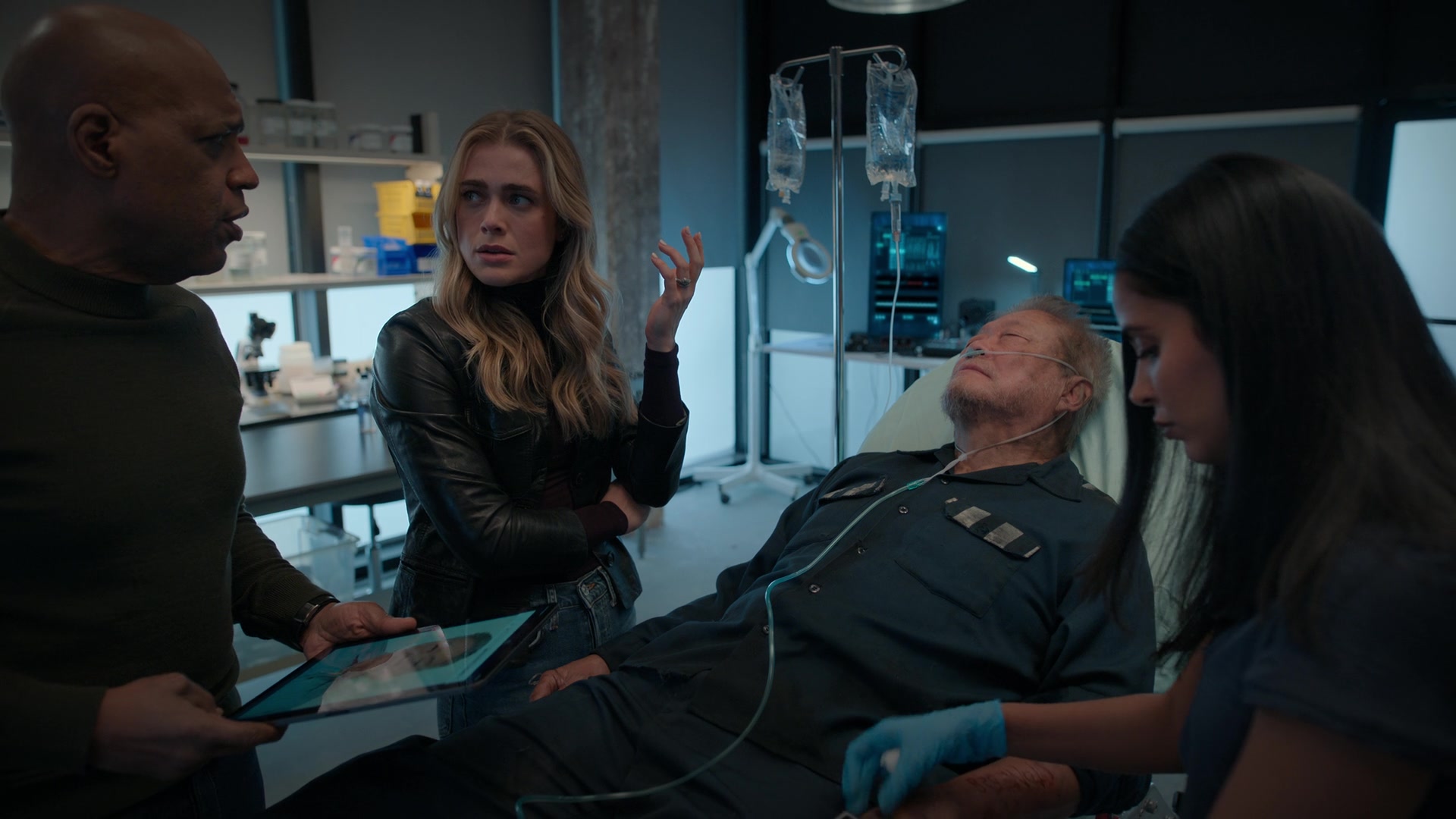 Manifest_S04E01_Touch-and-Go_1080p_NF_WEB-DL_DDP5_1_H_264-SMURF_000449.jpg