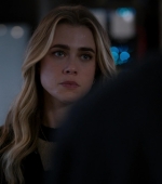 Manifest_S04E02_All-Call_1080p_NF_WEB-DL_DDP5_1_H_264-SMURF_000840.jpg