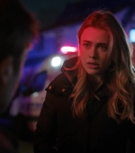 Manifest_S04E08_Full_Upright_and_Locked_Position_1080p_NF_WEB-DL_DDP5_1_H_264-SMURF_001141.jpg
