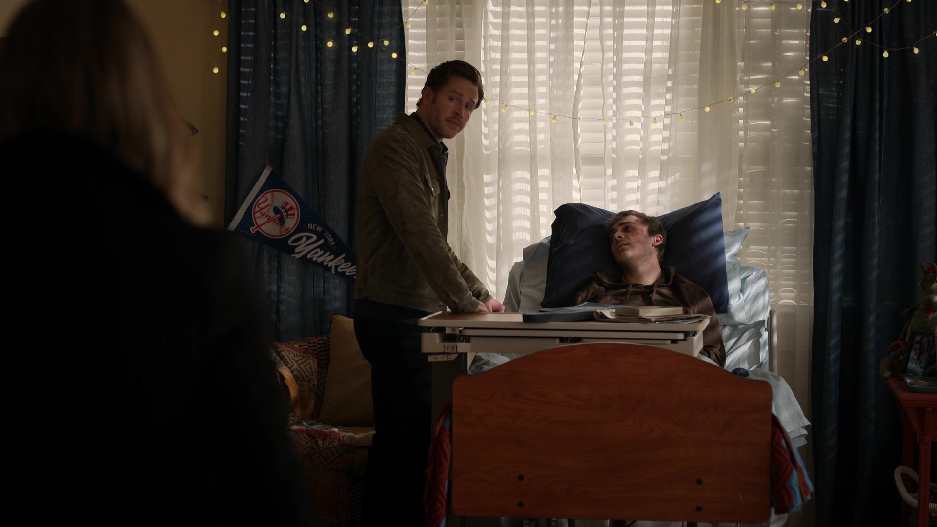 Manifest_S04E10_Inversion_Illusion_1080p_NF_WEB-DL_DDP5_1_H_264-SMURF_000489.jpg