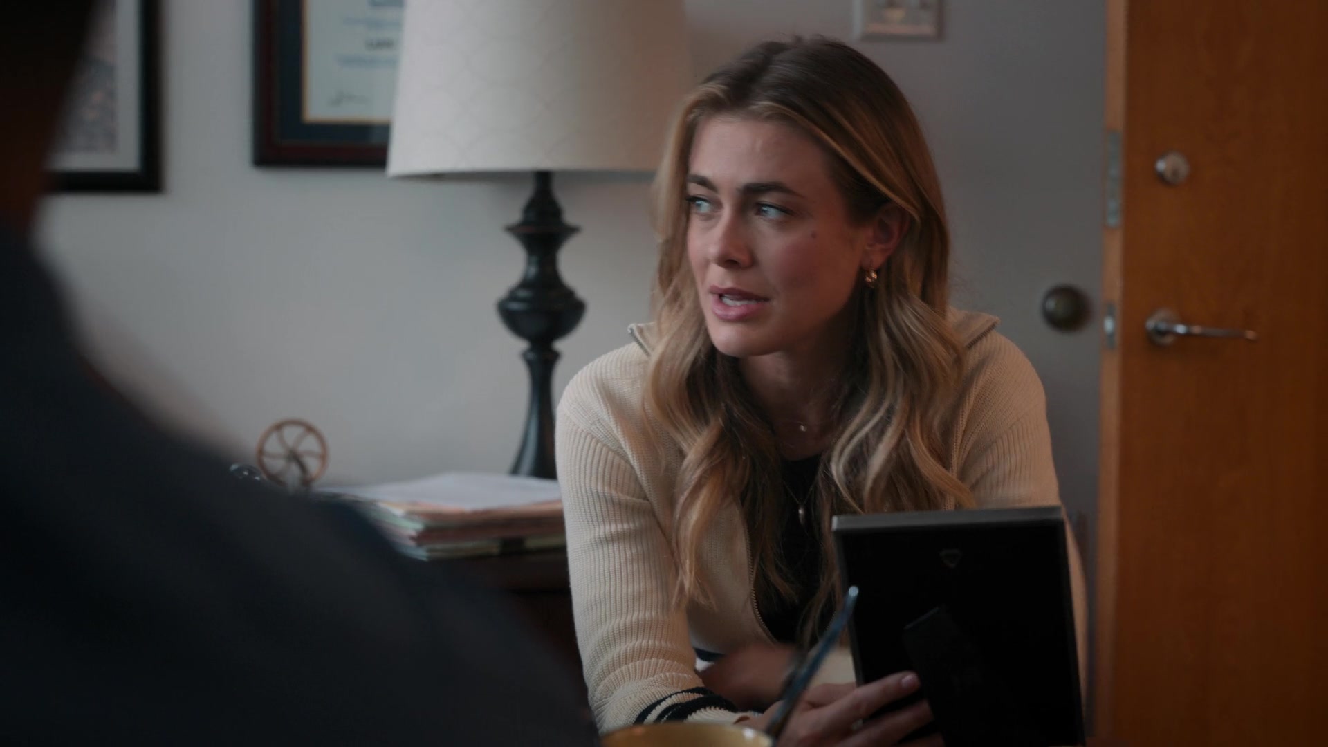 Manifest_S04E12_1080p_WEB_H264-CAKES_000372.jpg