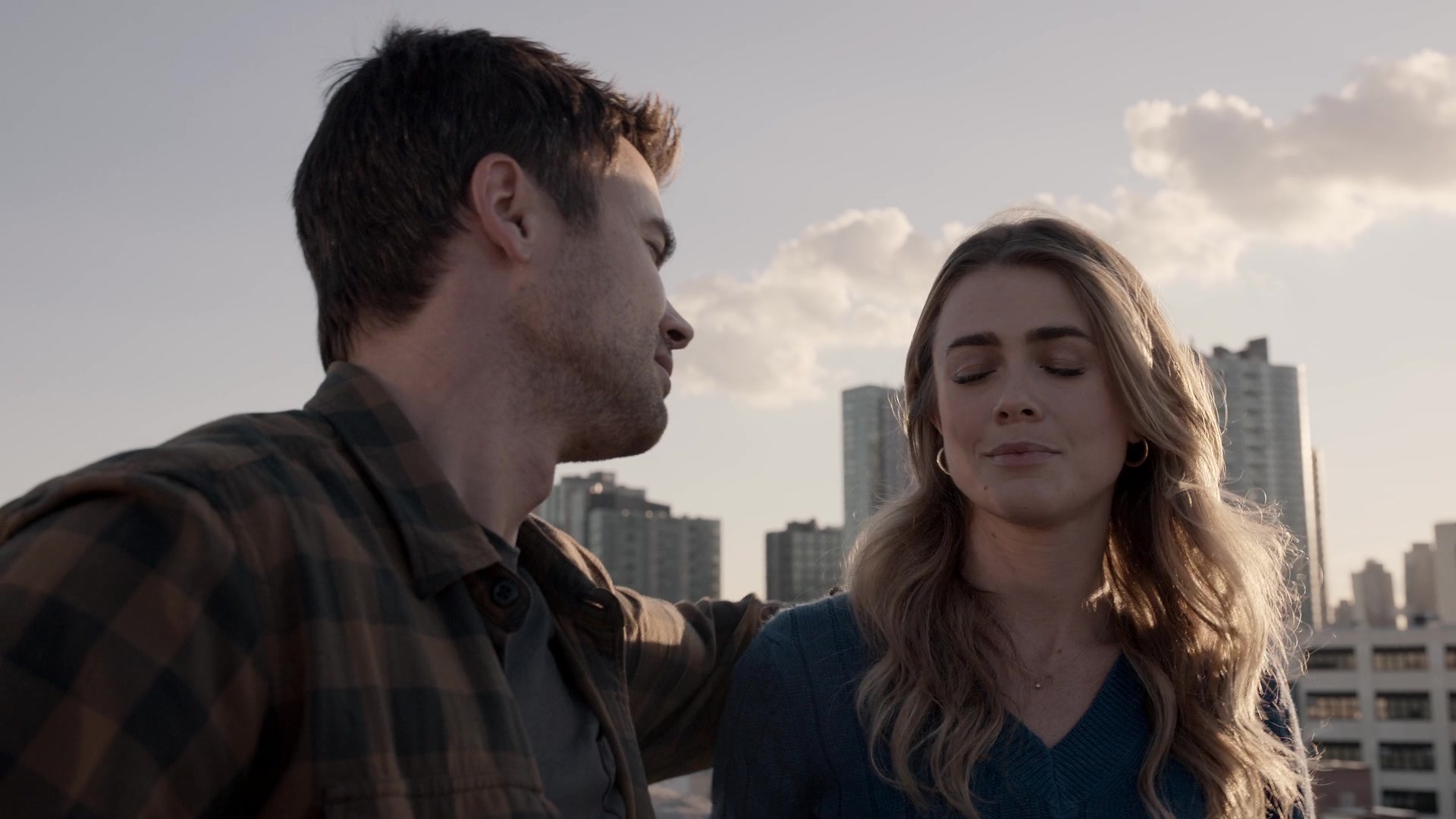Manifest_S04E18_1080p_WEB_H264-CAKES_000427.jpg