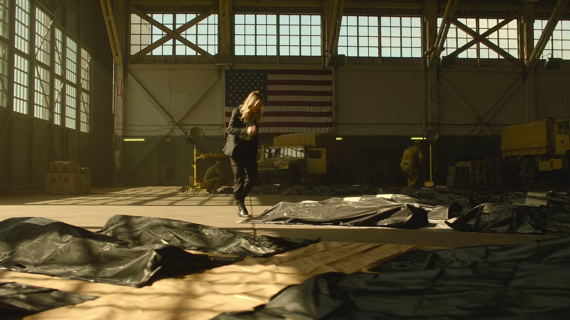 1x02_0318.jpg