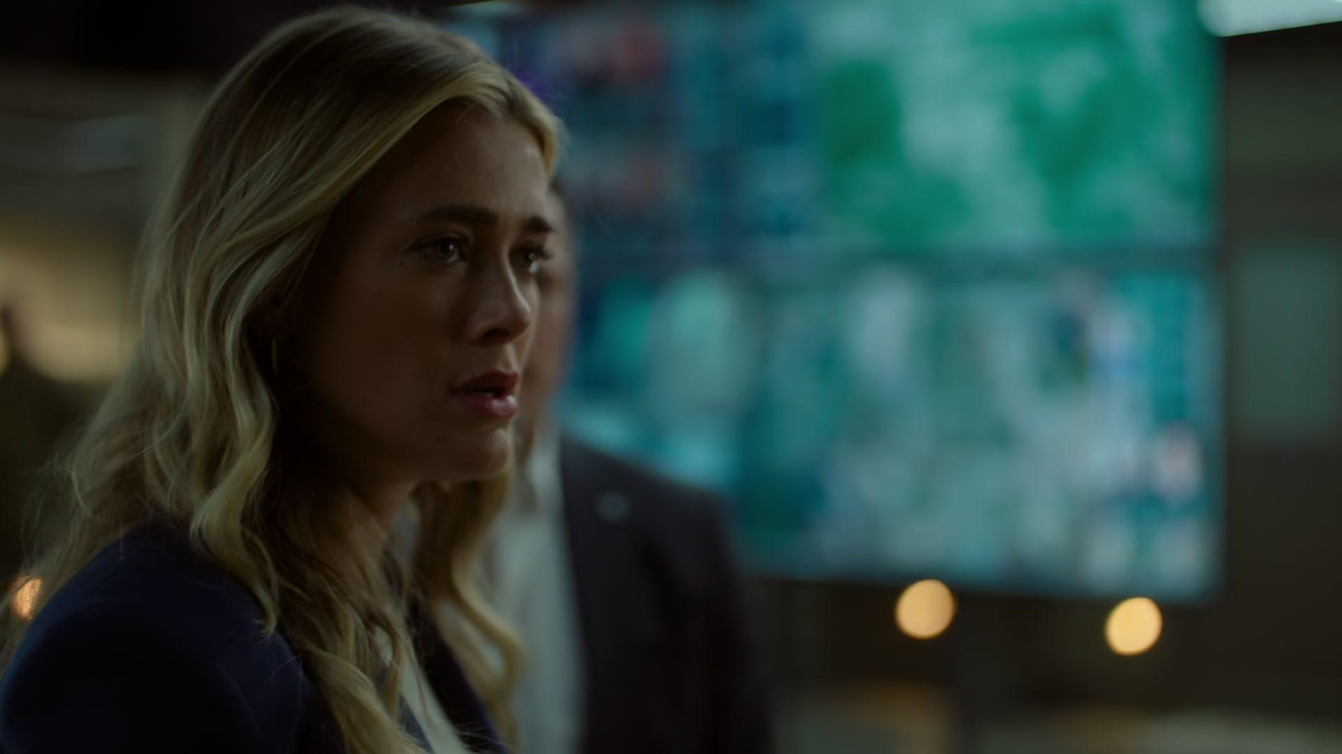 1x02_2725.jpg