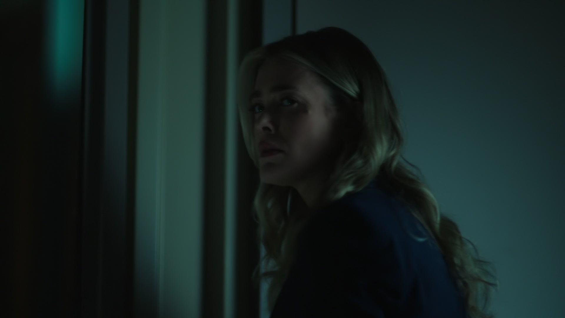 1x02_2836.jpg