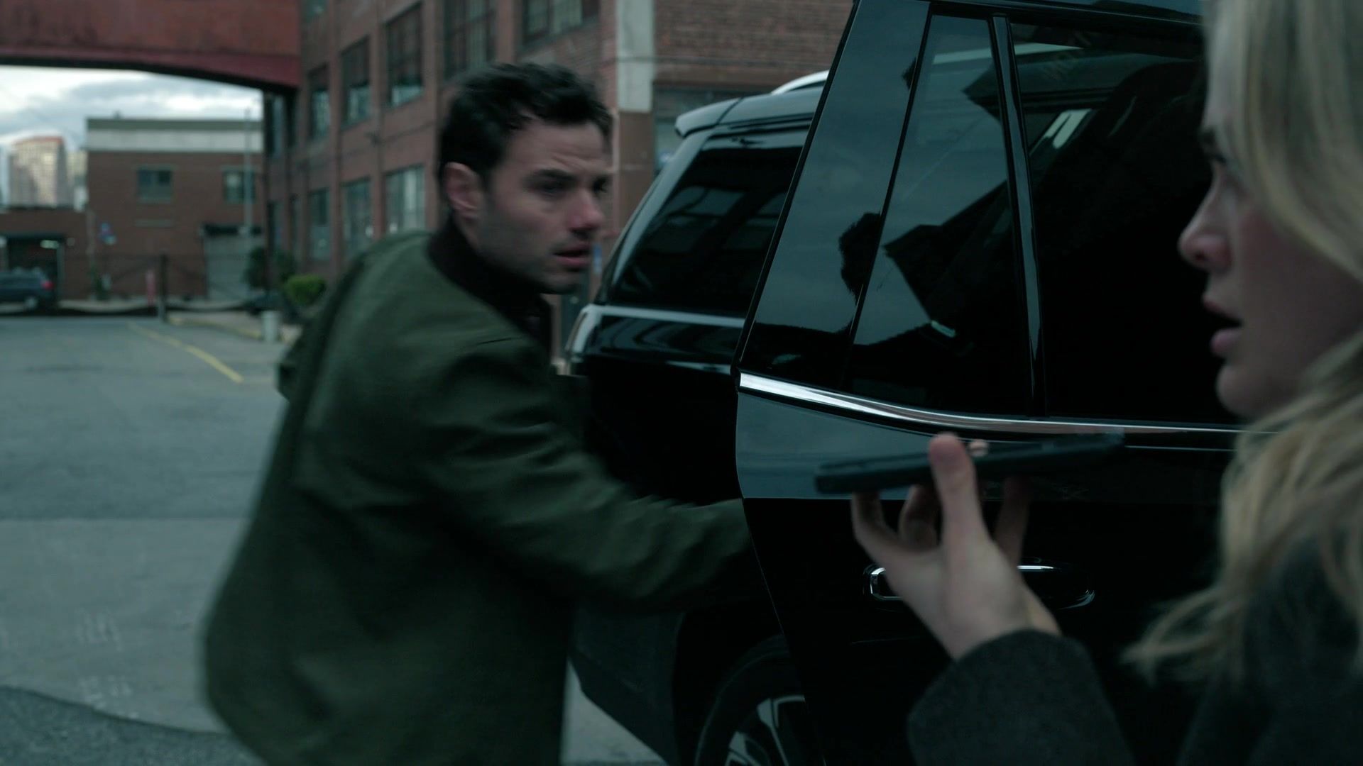 melissaroxburgharchives_thehuntingparty_2x05_caps_0265.jpg