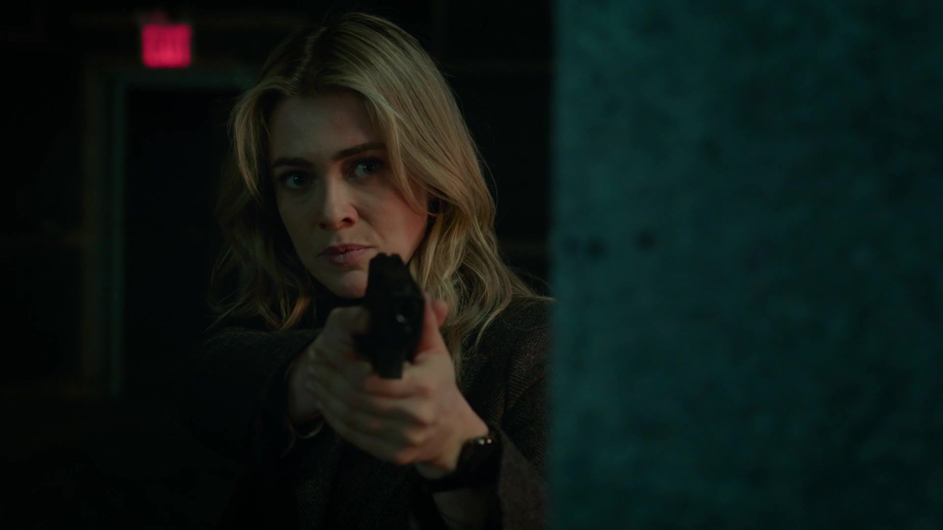 melissaroxburgharchives_thehuntingparty_2x05_caps_0306.jpg