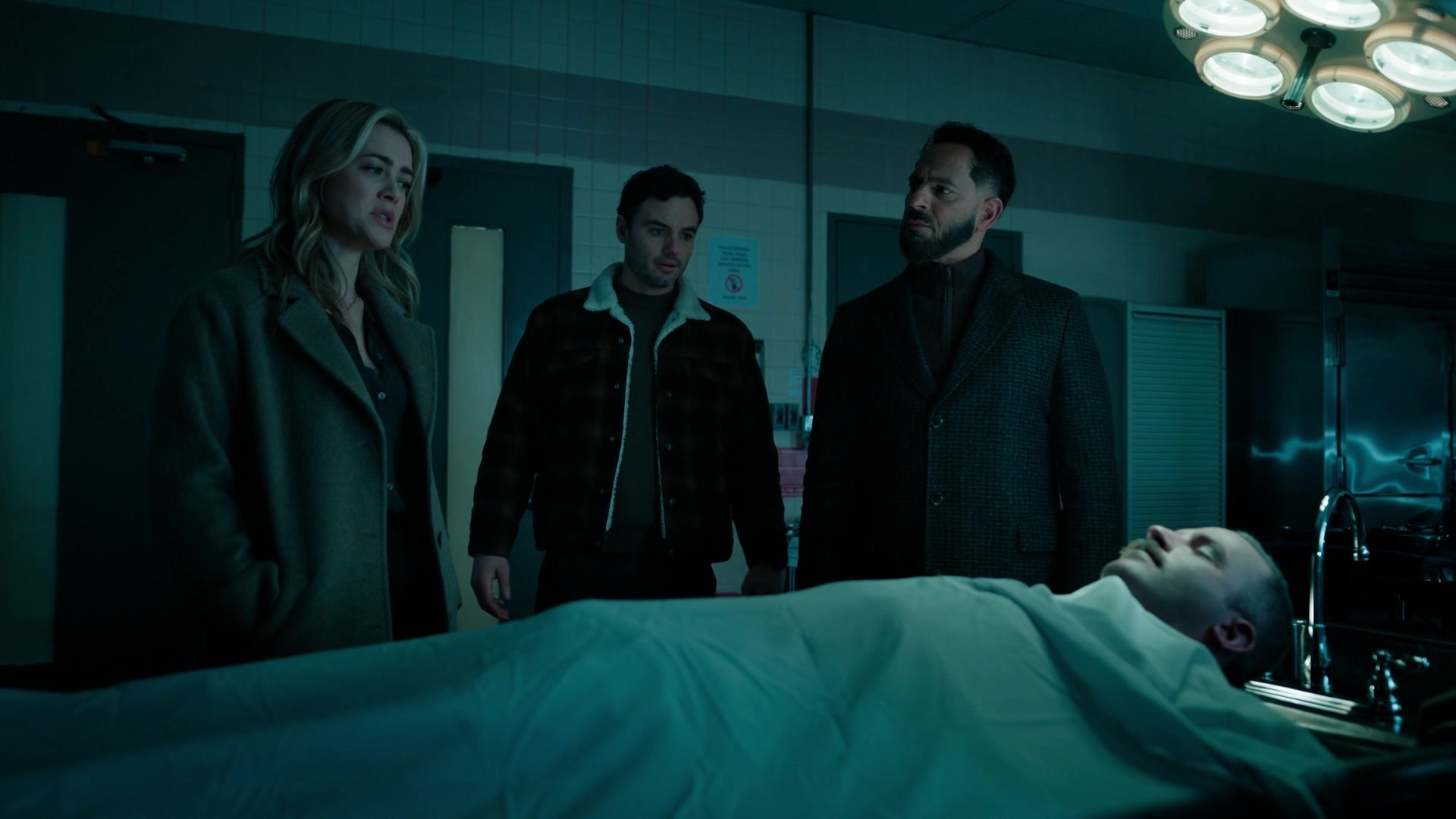 melissaroxburgharchives_thehuntingparty_3x08_caps_0151.jpg