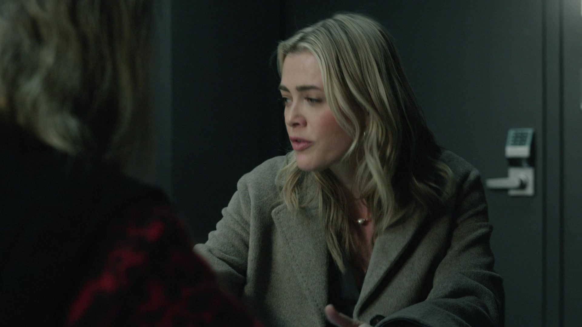 melissaroxburgharchives_thehuntingparty_3x08_caps_0199.jpg