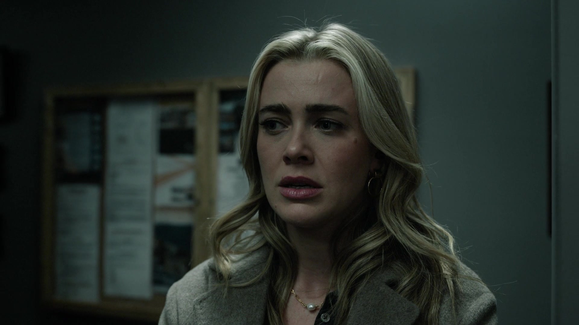 melissaroxburgharchives_thehuntingparty_3x08_caps_0235.jpg