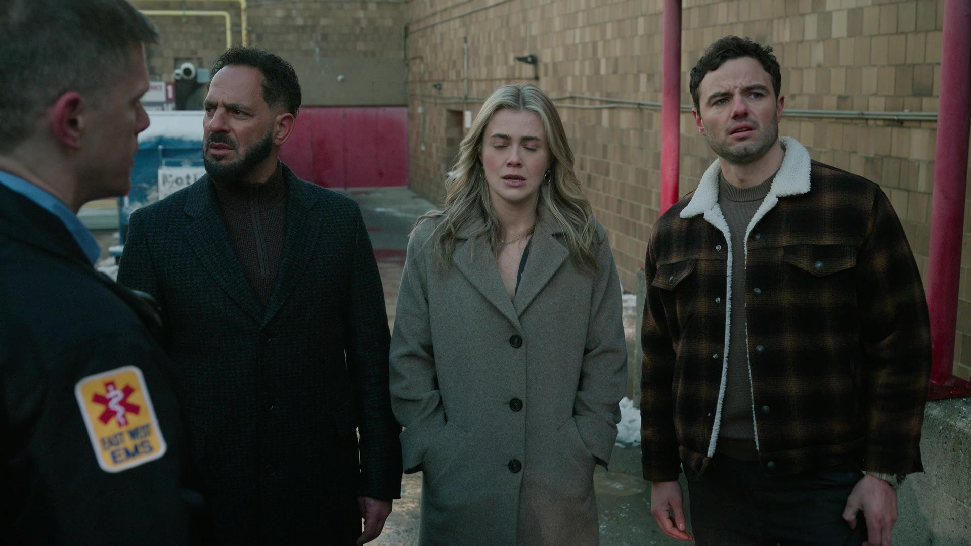 melissaroxburgharchives_thehuntingparty_3x08_caps_0253.jpg