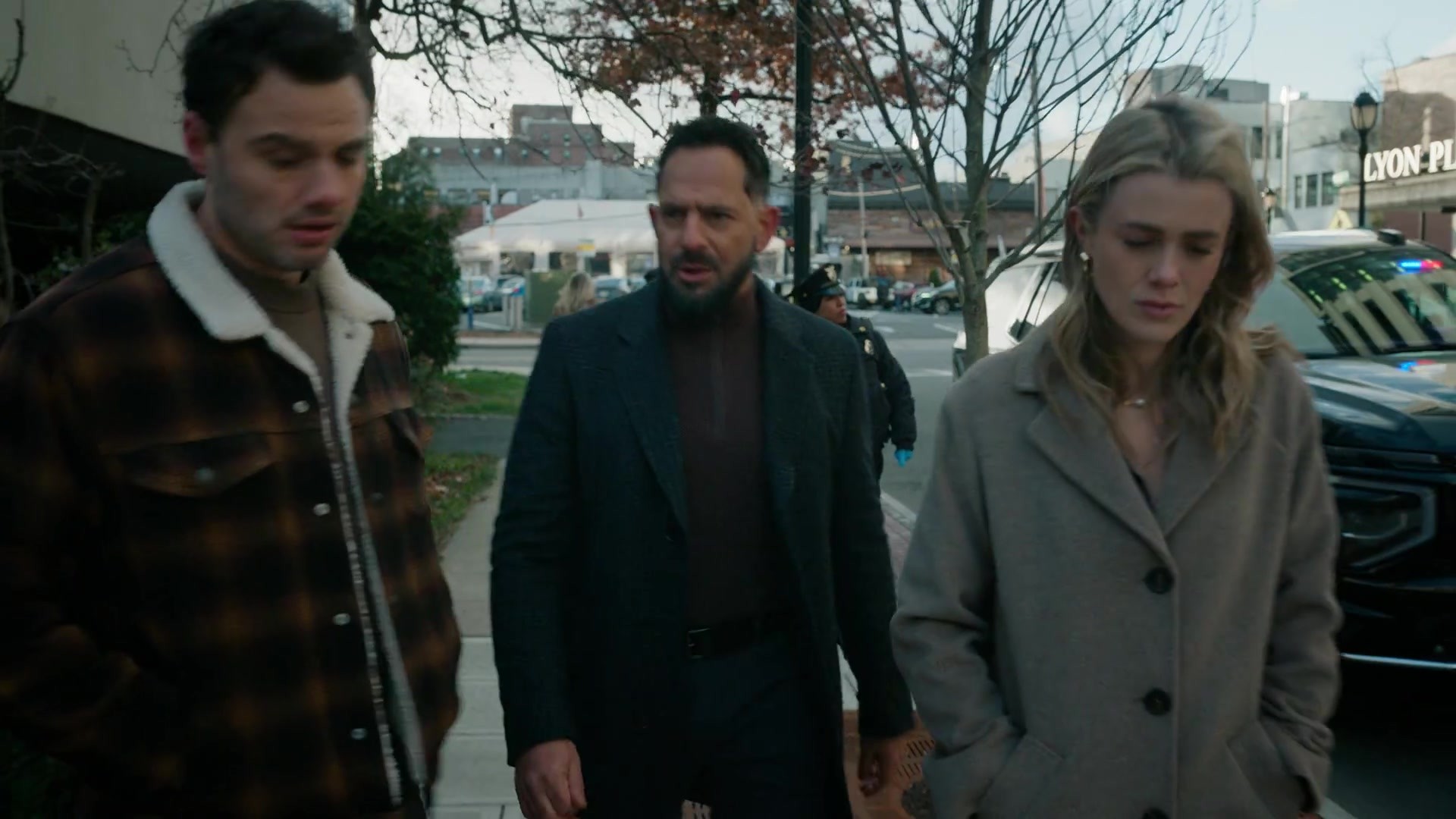 melissaroxburgharchives_thehuntingparty_3x08_caps_0300.jpg