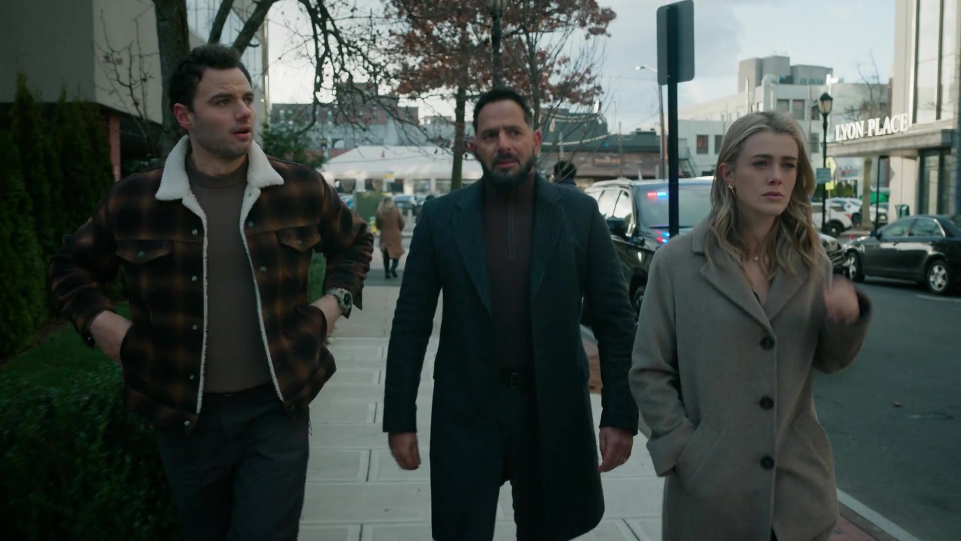 melissaroxburgharchives_thehuntingparty_3x08_caps_0302.jpg