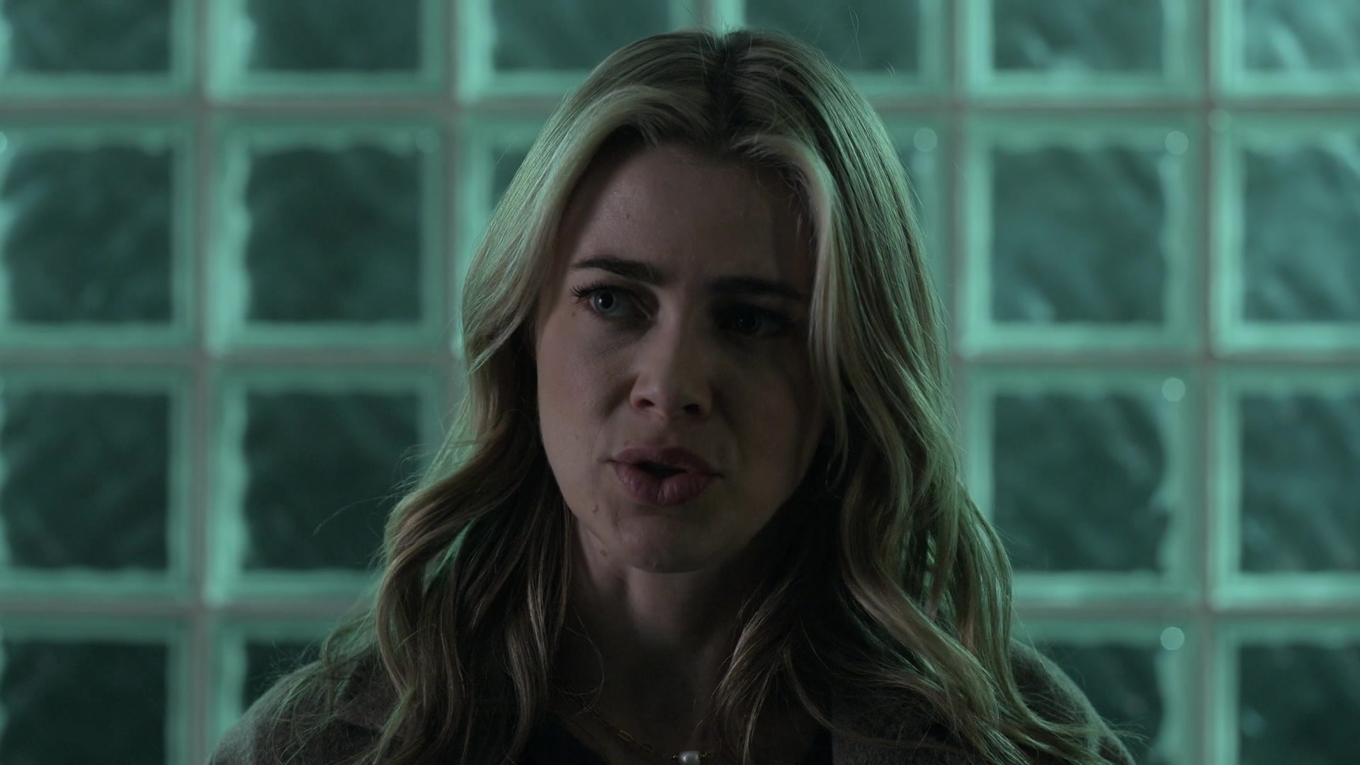 melissaroxburgharchives_thehuntingparty_3x08_caps_0530.jpg