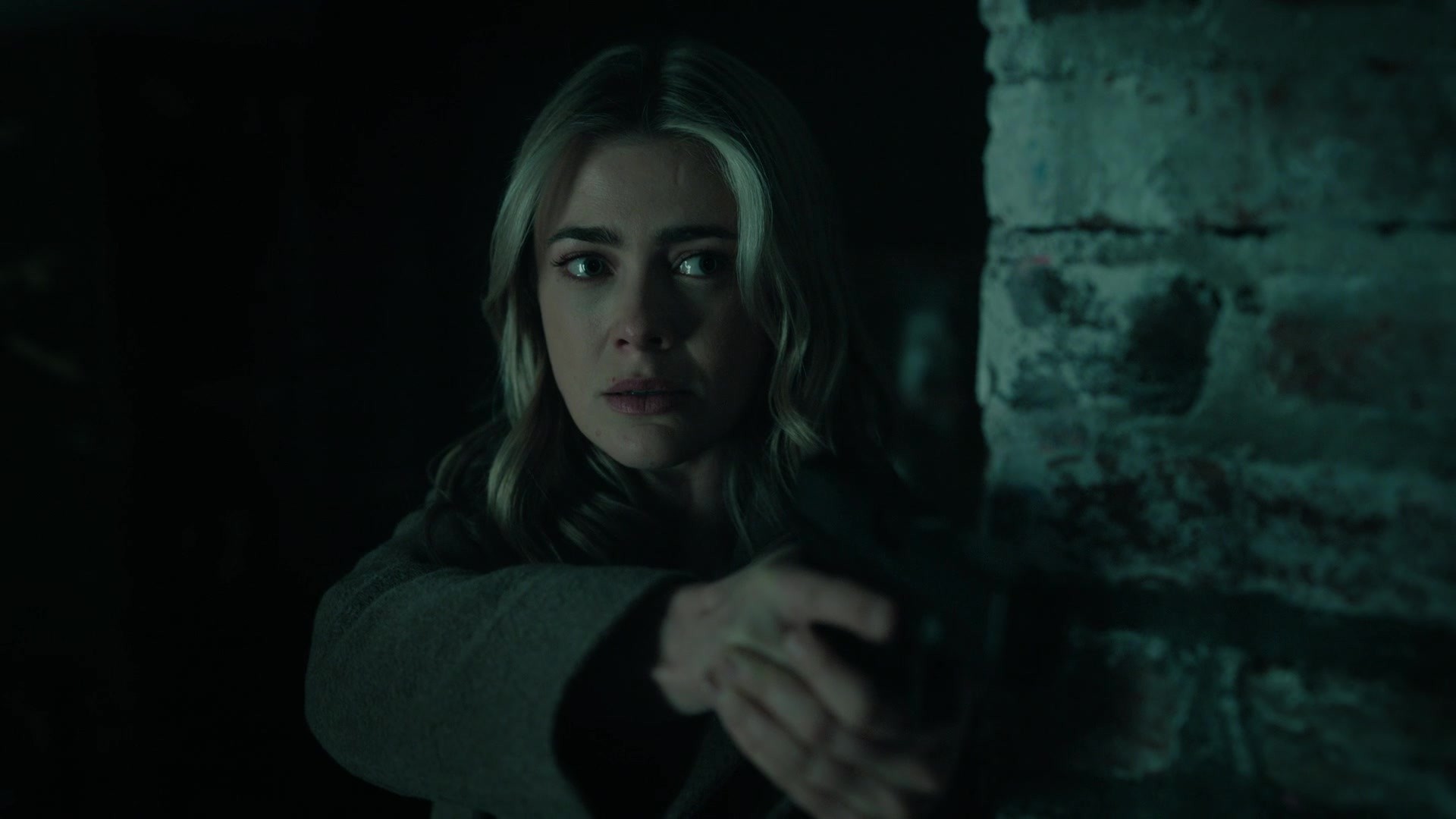 melissaroxburgharchives_thehuntingparty_3x08_caps_0584.jpg