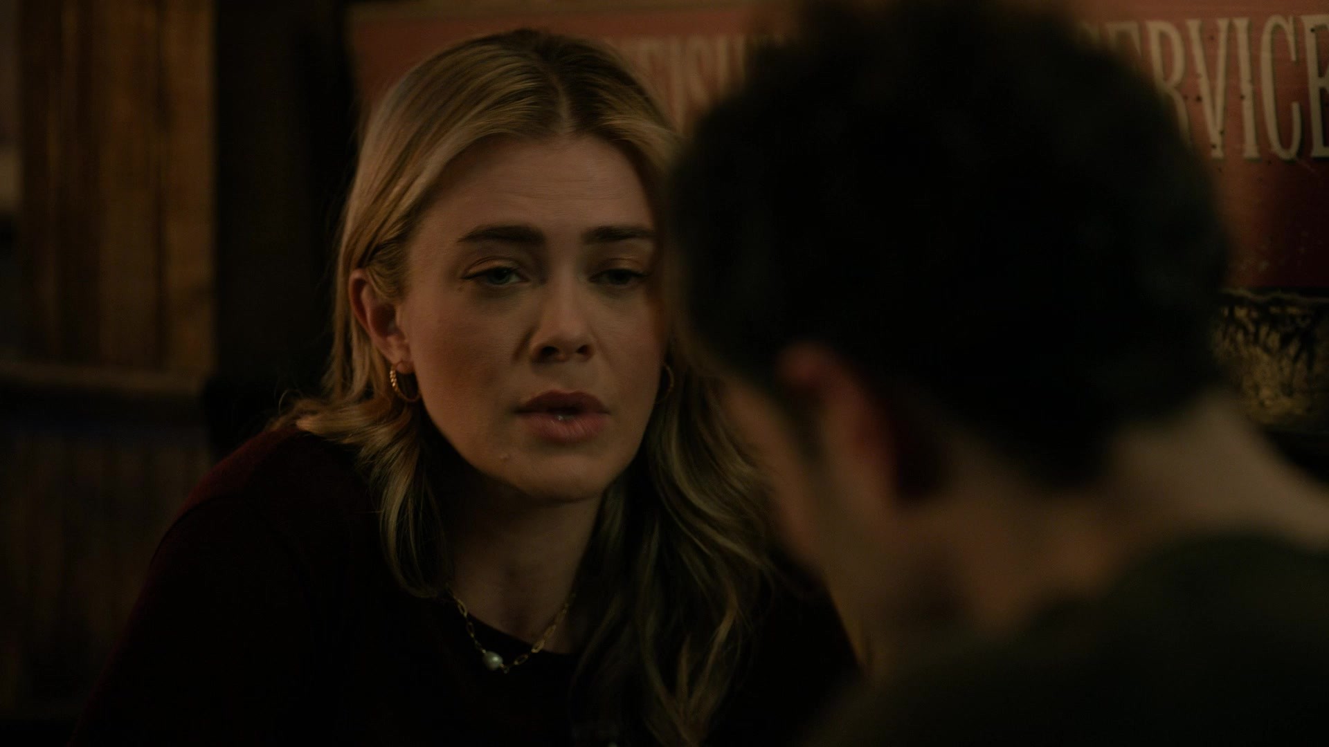 melissaroxburgharchives_thehuntingparty_2x09_caps_0004.jpg