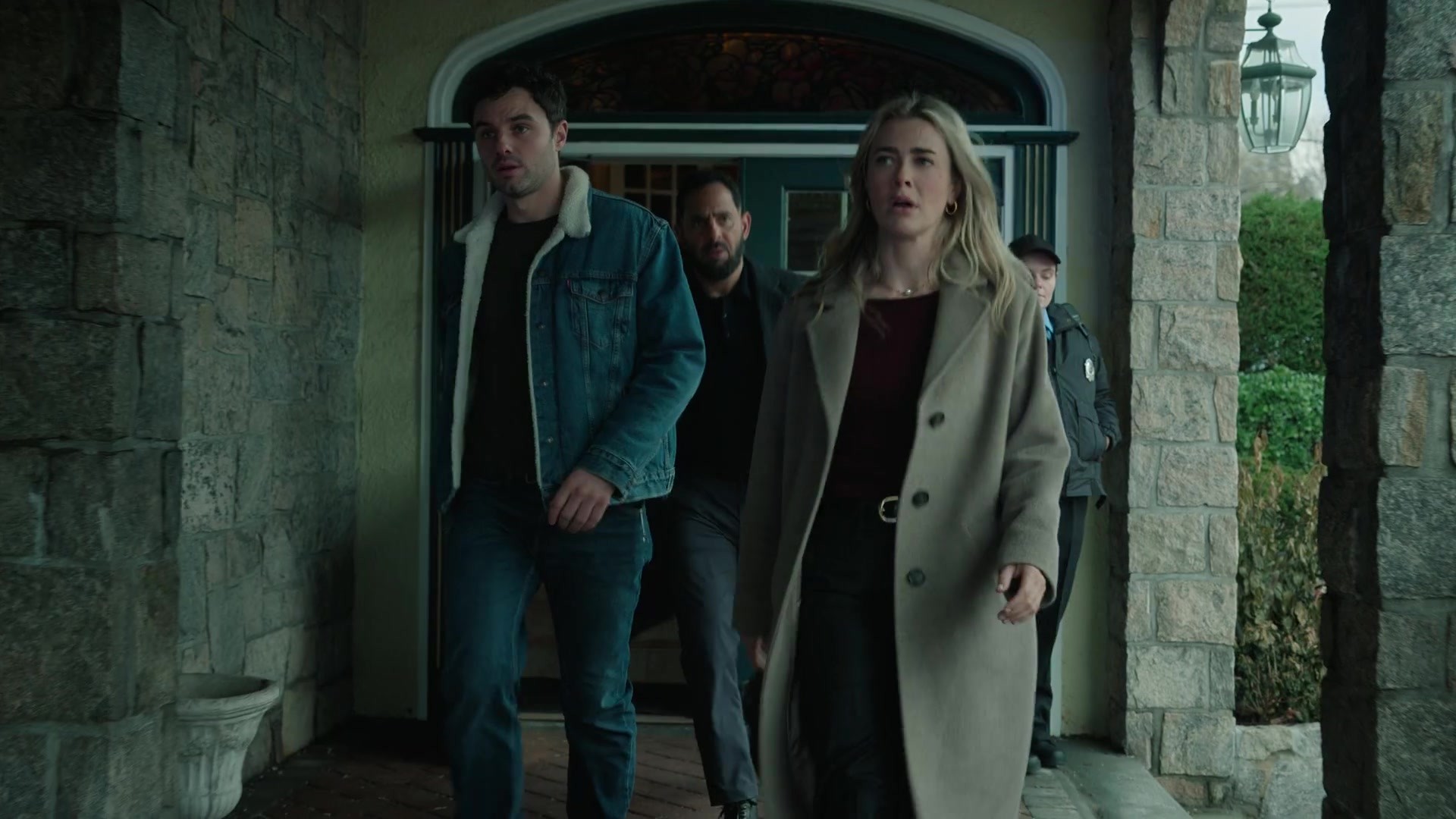 melissaroxburgharchives_thehuntingparty_2x09_caps_0147.jpg