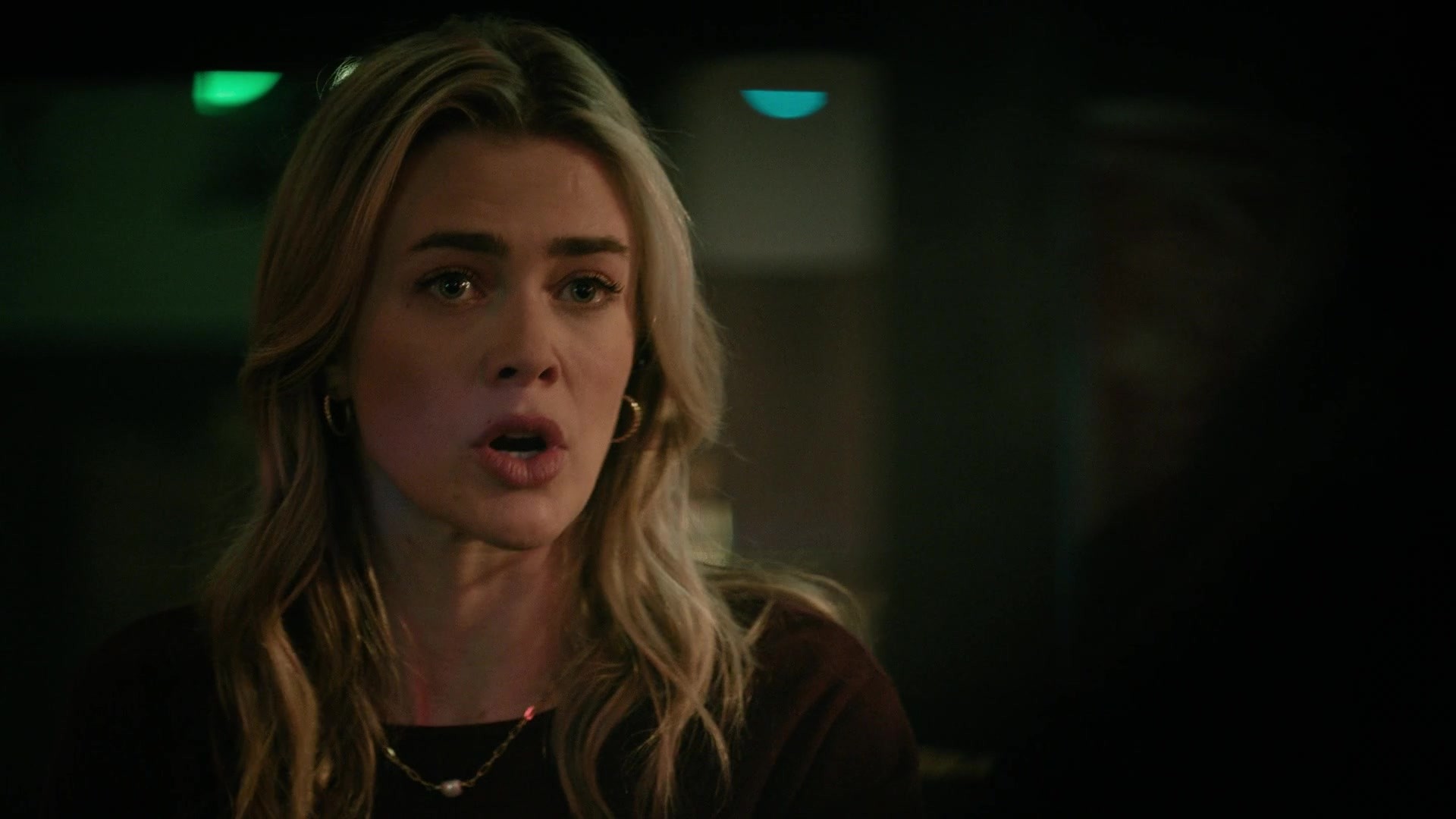melissaroxburgharchives_thehuntingparty_2x09_caps_0411.jpg