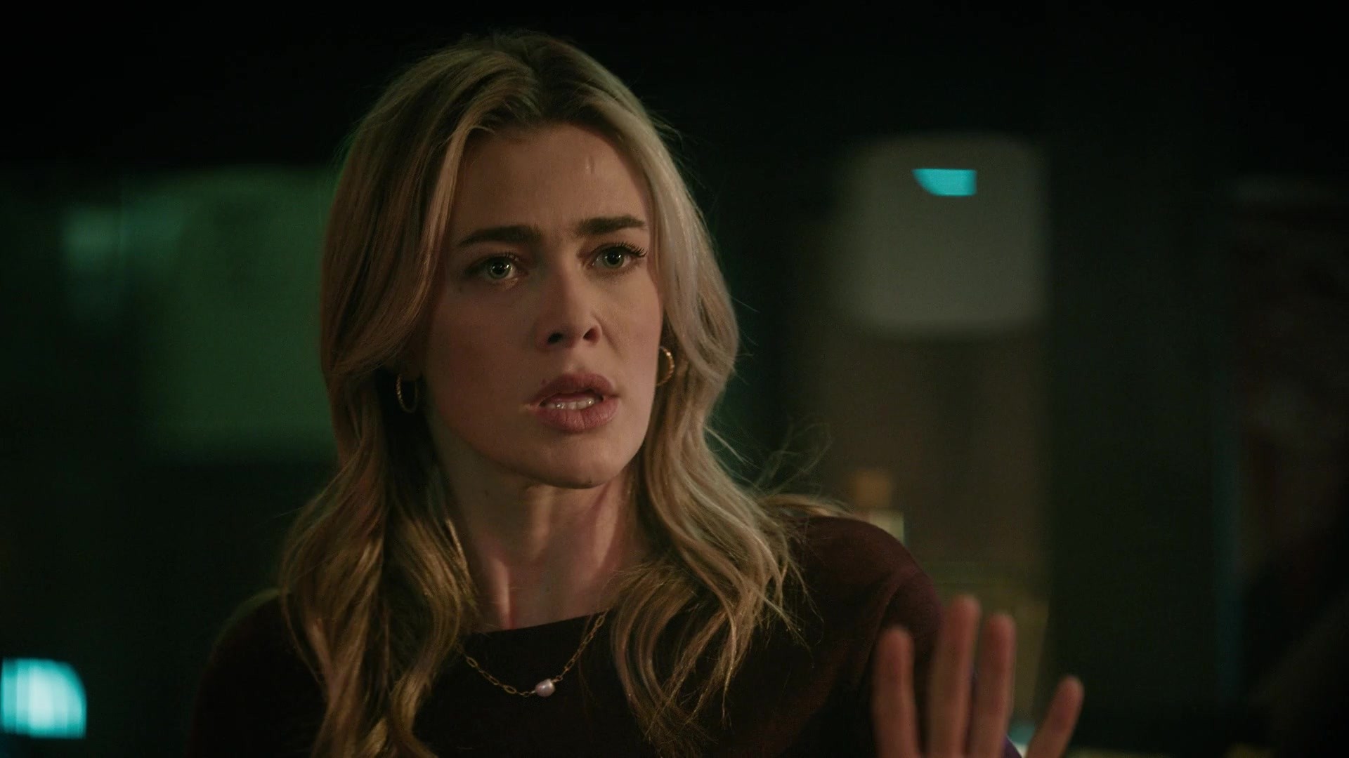 melissaroxburgharchives_thehuntingparty_2x09_caps_0415.jpg