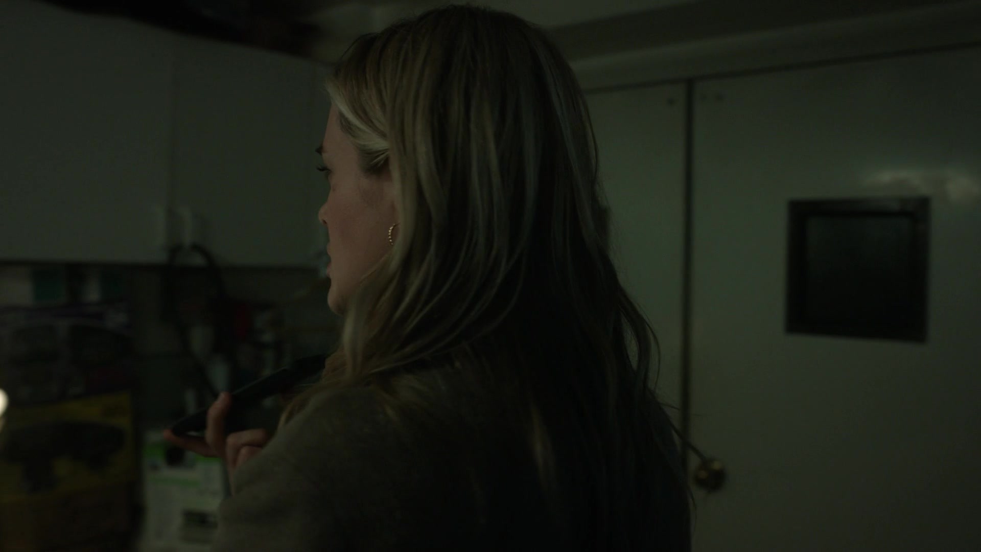 melissaroxburgharchives_thehuntingparty_2x09_caps_0493.jpg