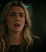 melissaroxburgharchives_thehuntingparty_2x09_caps_0410.jpg
