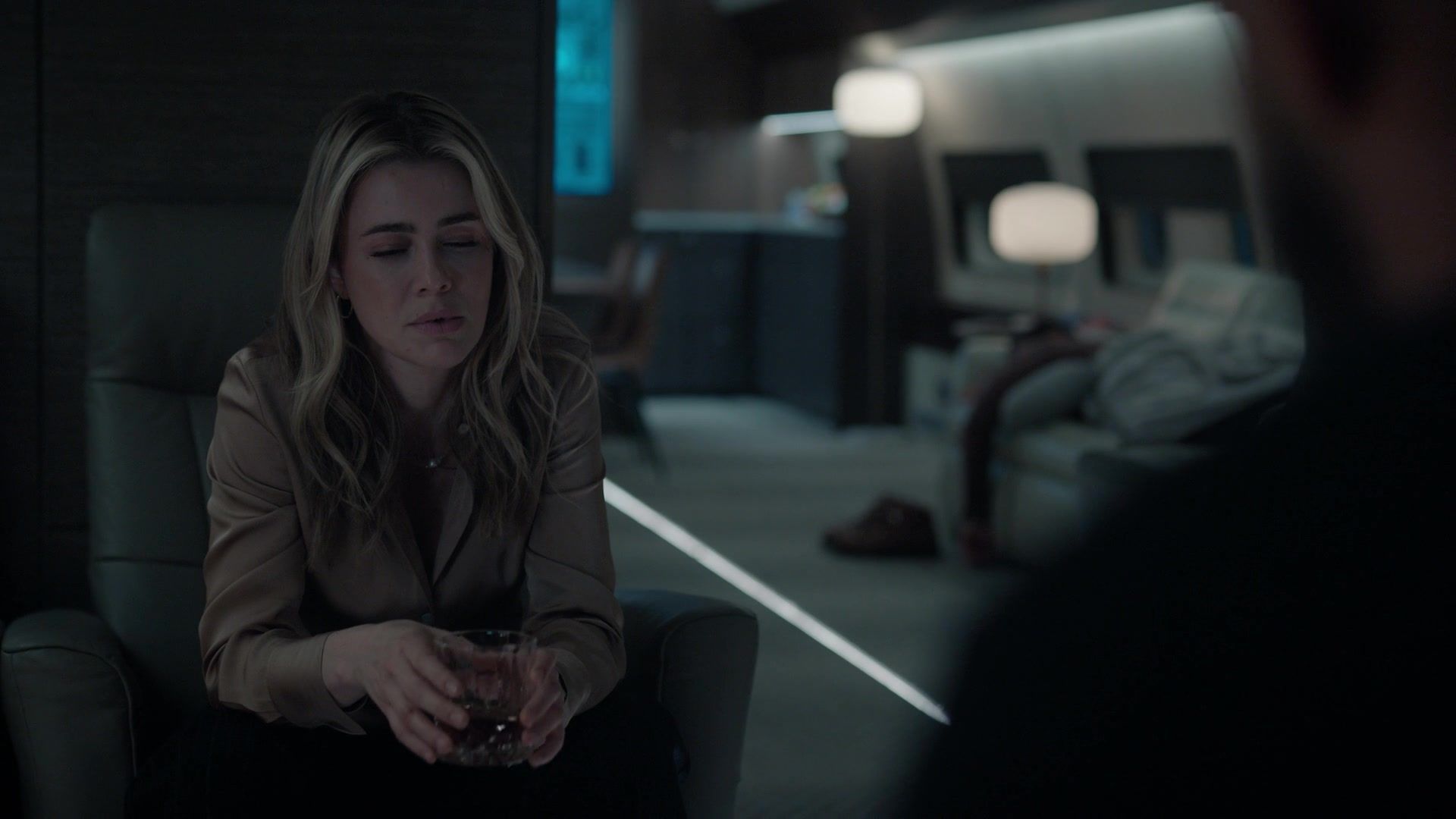 melissaroxburgharchives_thehuntingparty_2x05_caps_0363.jpg