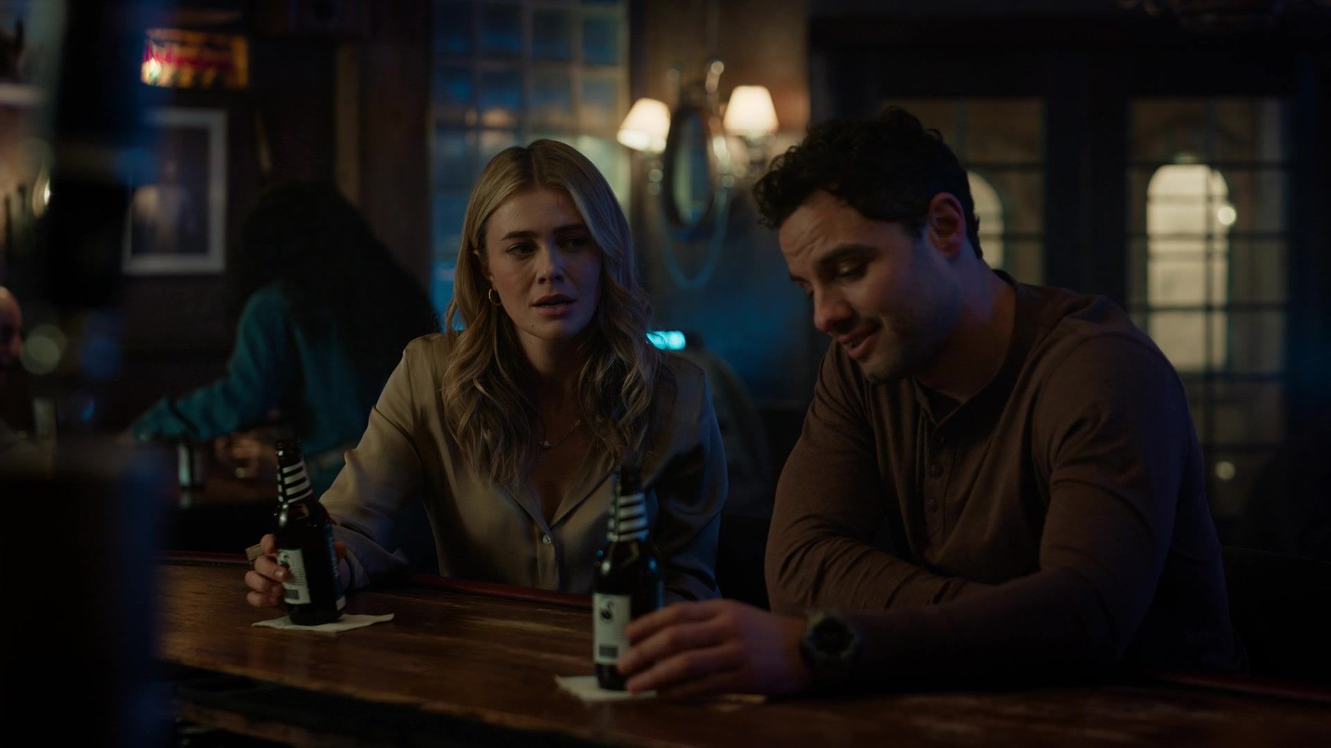 melissaroxburgharchives_thehuntingparty_2x05_caps_0400.jpg