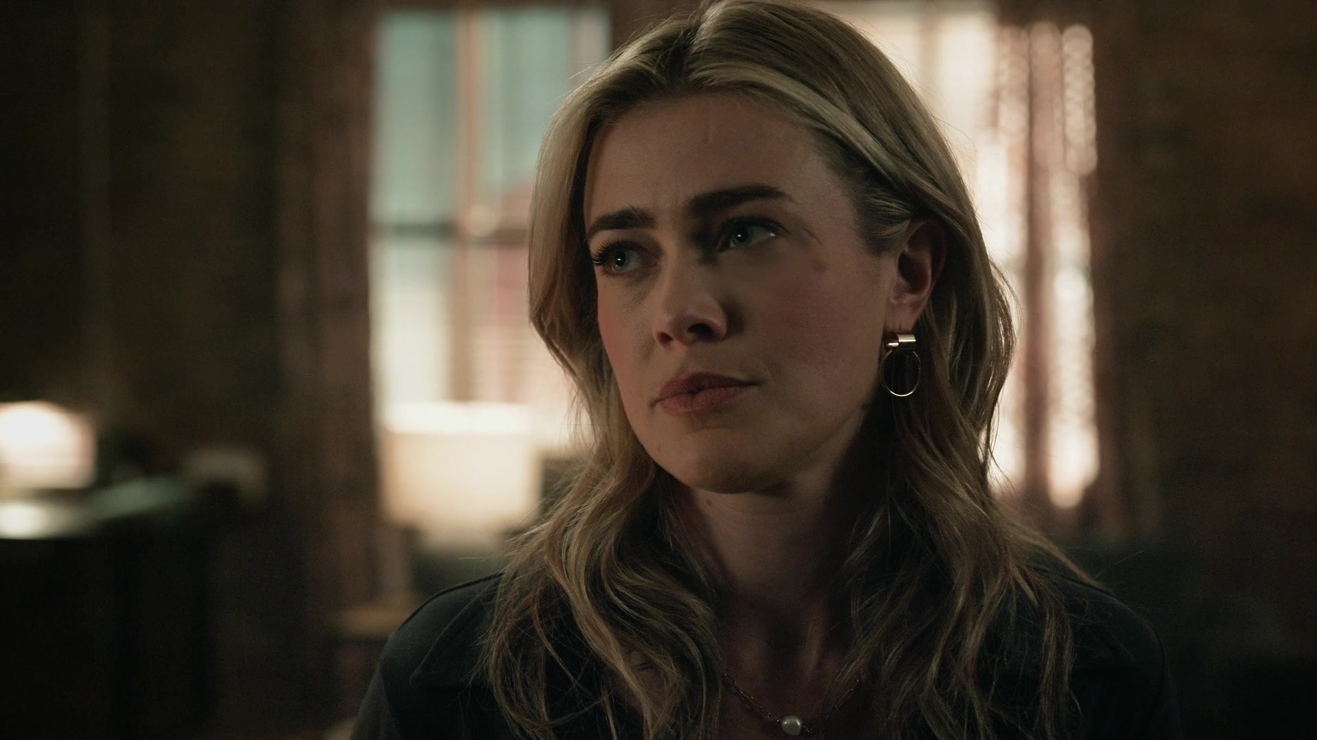 melissaroxburgharchives_thehuntingparty_3x08_caps_0037.jpg