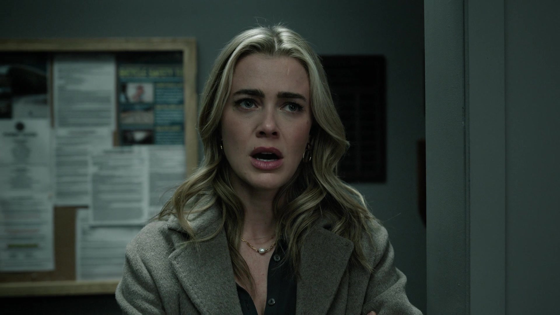 melissaroxburgharchives_thehuntingparty_3x08_caps_0236.jpg
