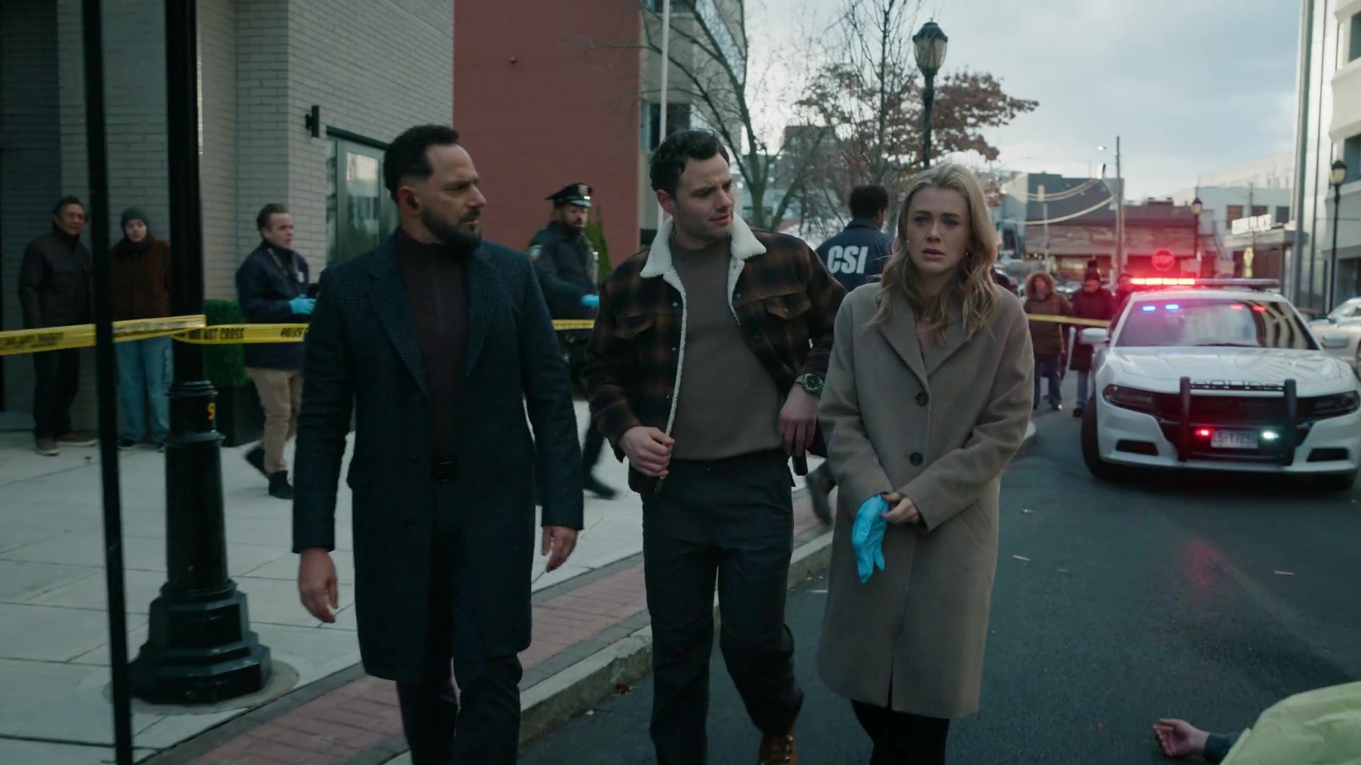 melissaroxburgharchives_thehuntingparty_3x08_caps_0321.jpg