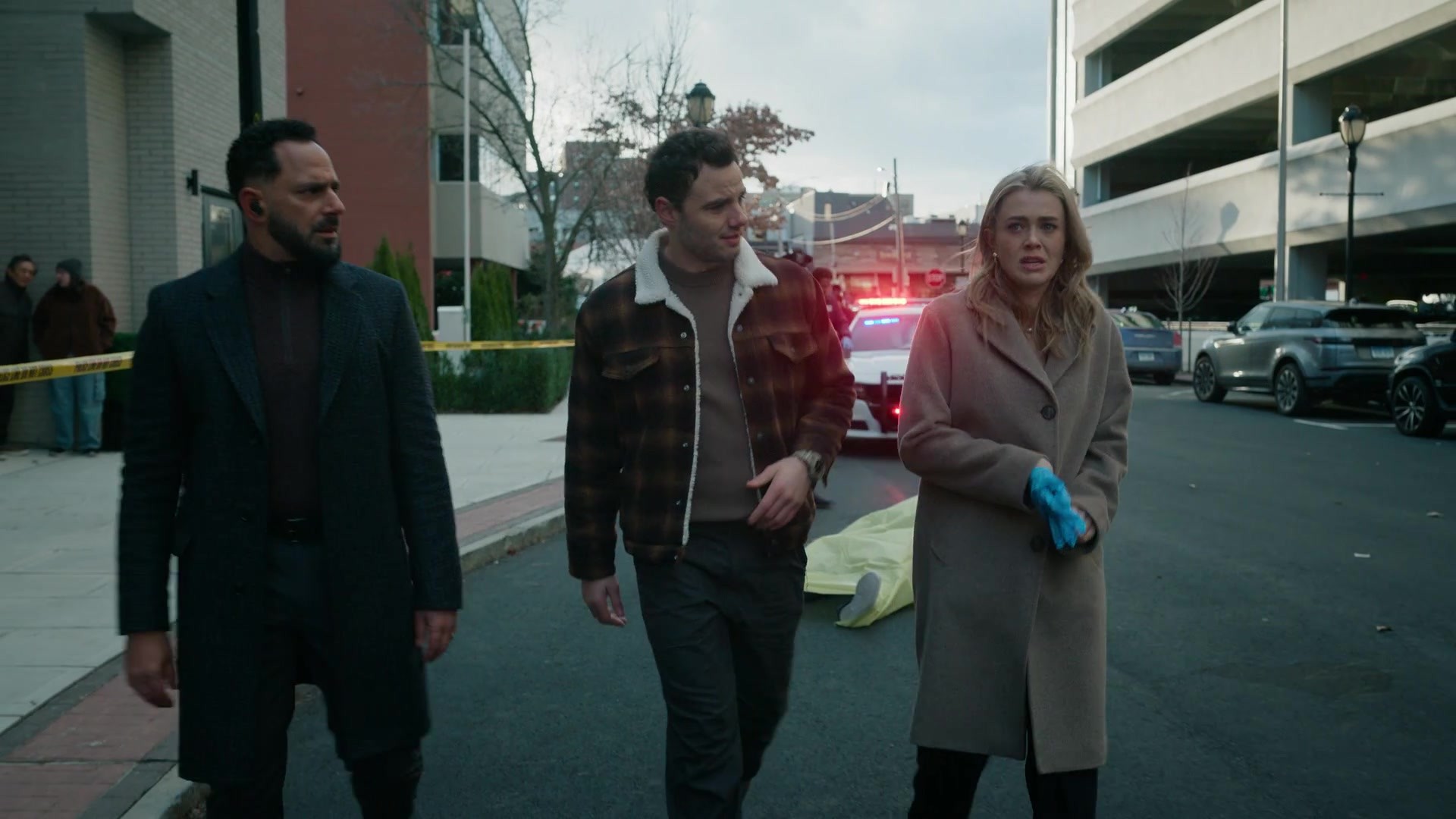melissaroxburgharchives_thehuntingparty_3x08_caps_0324.jpg