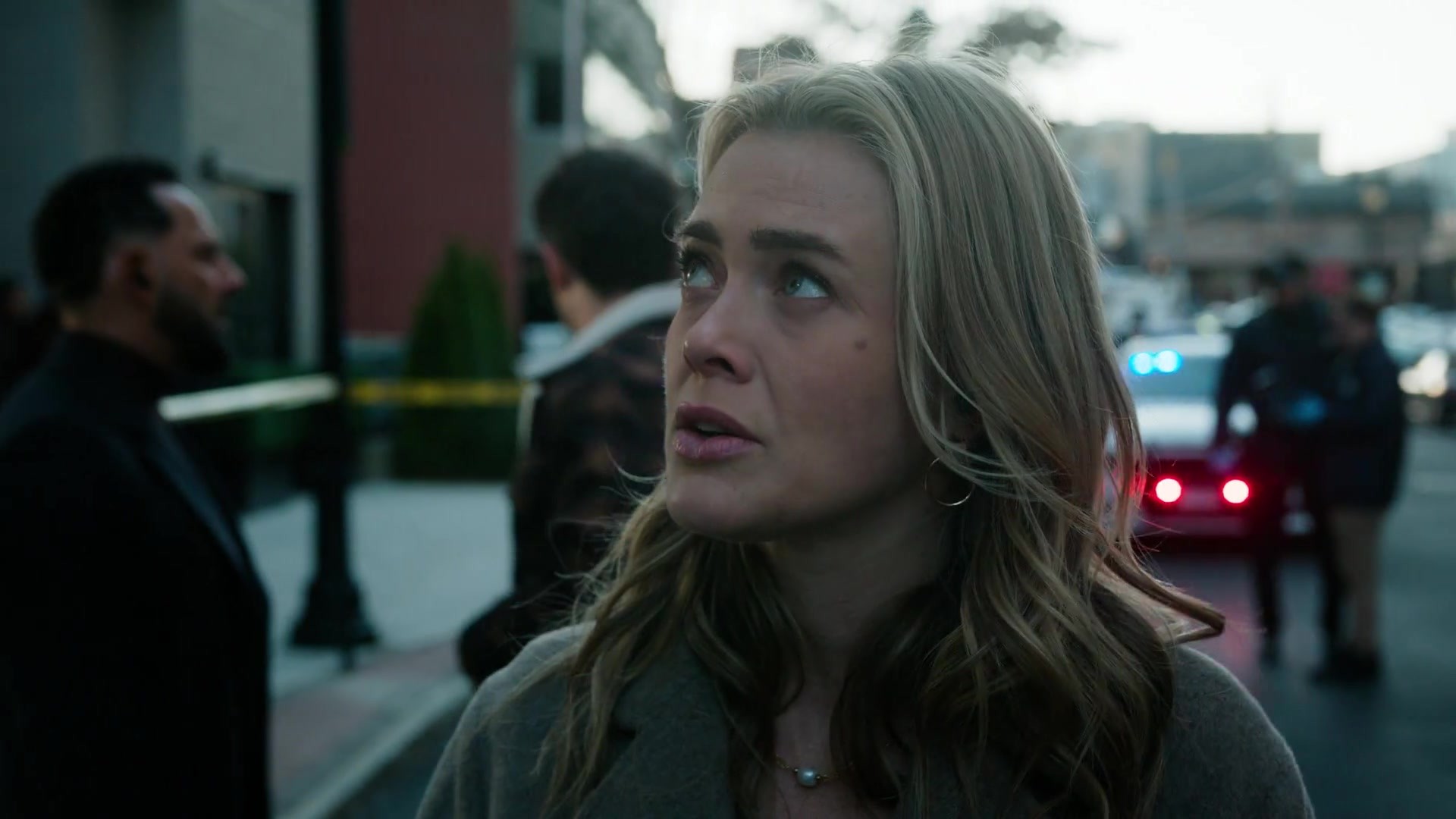 melissaroxburgharchives_thehuntingparty_3x08_caps_0337.jpg