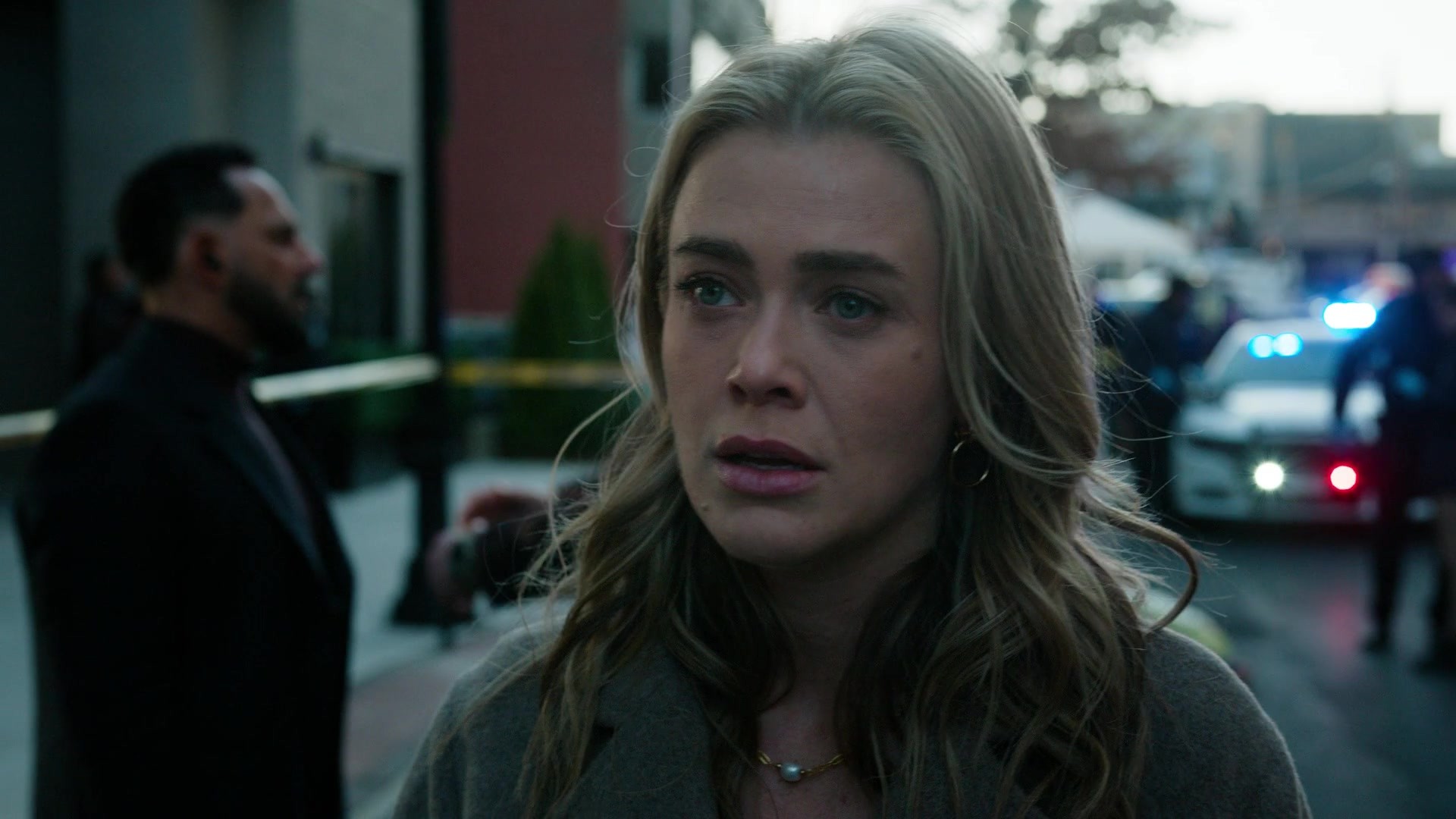 melissaroxburgharchives_thehuntingparty_3x08_caps_0338.jpg