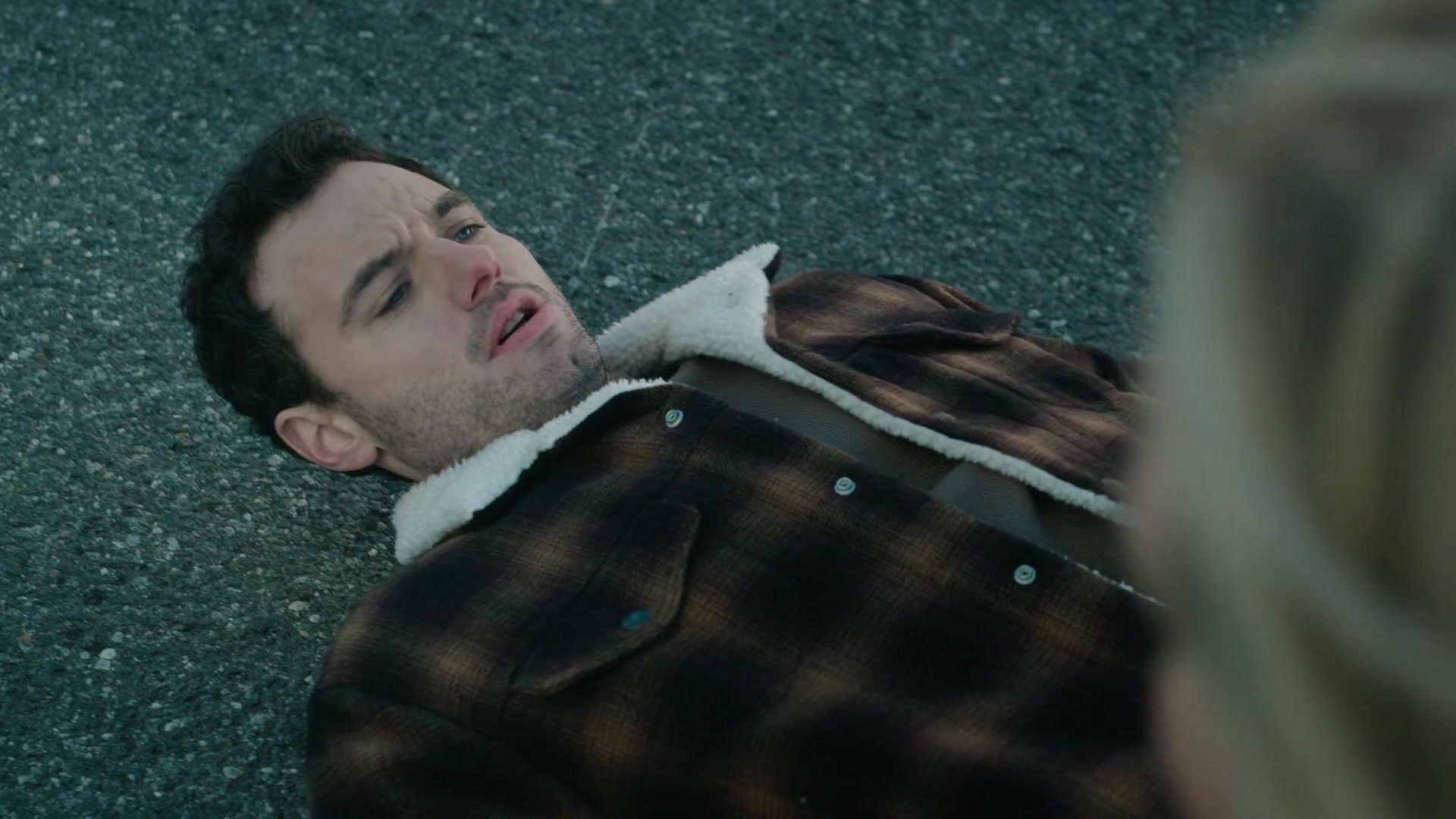 melissaroxburgharchives_thehuntingparty_3x08_caps_0353.jpg