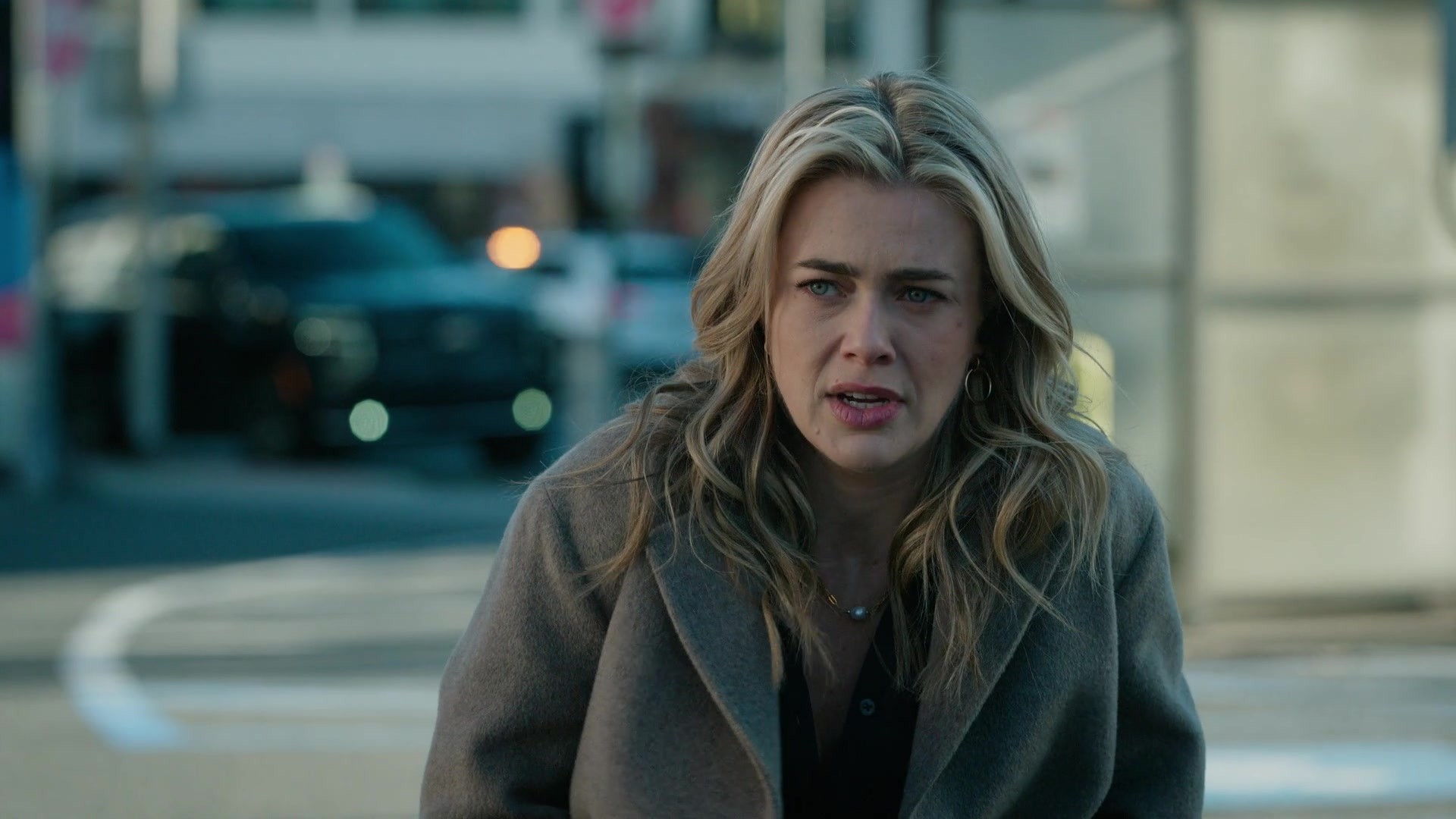 melissaroxburgharchives_thehuntingparty_3x08_caps_0375.jpg