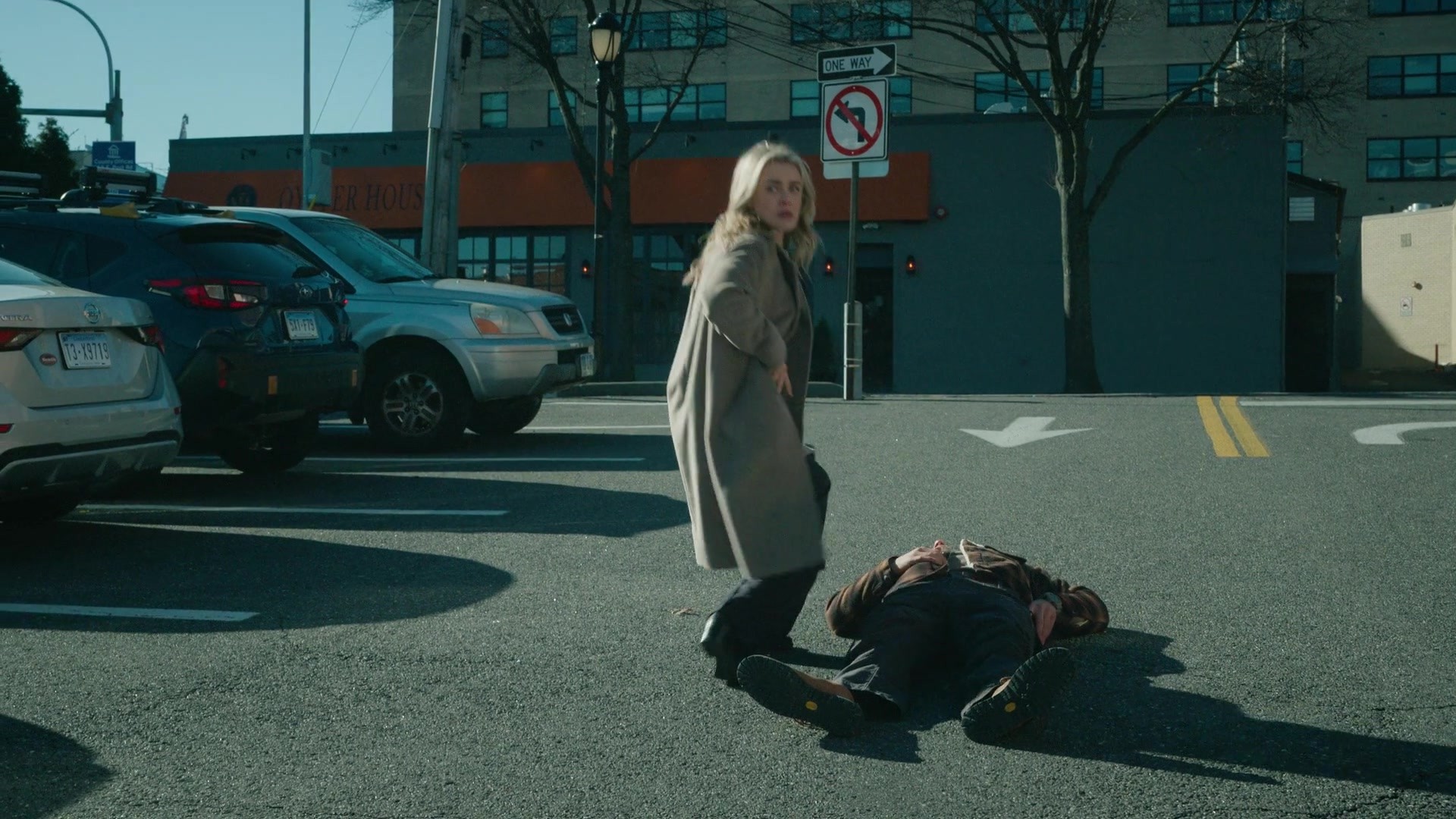 melissaroxburgharchives_thehuntingparty_3x08_caps_0380.jpg