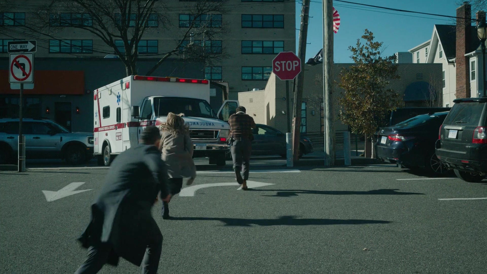 melissaroxburgharchives_thehuntingparty_3x08_caps_0389.jpg