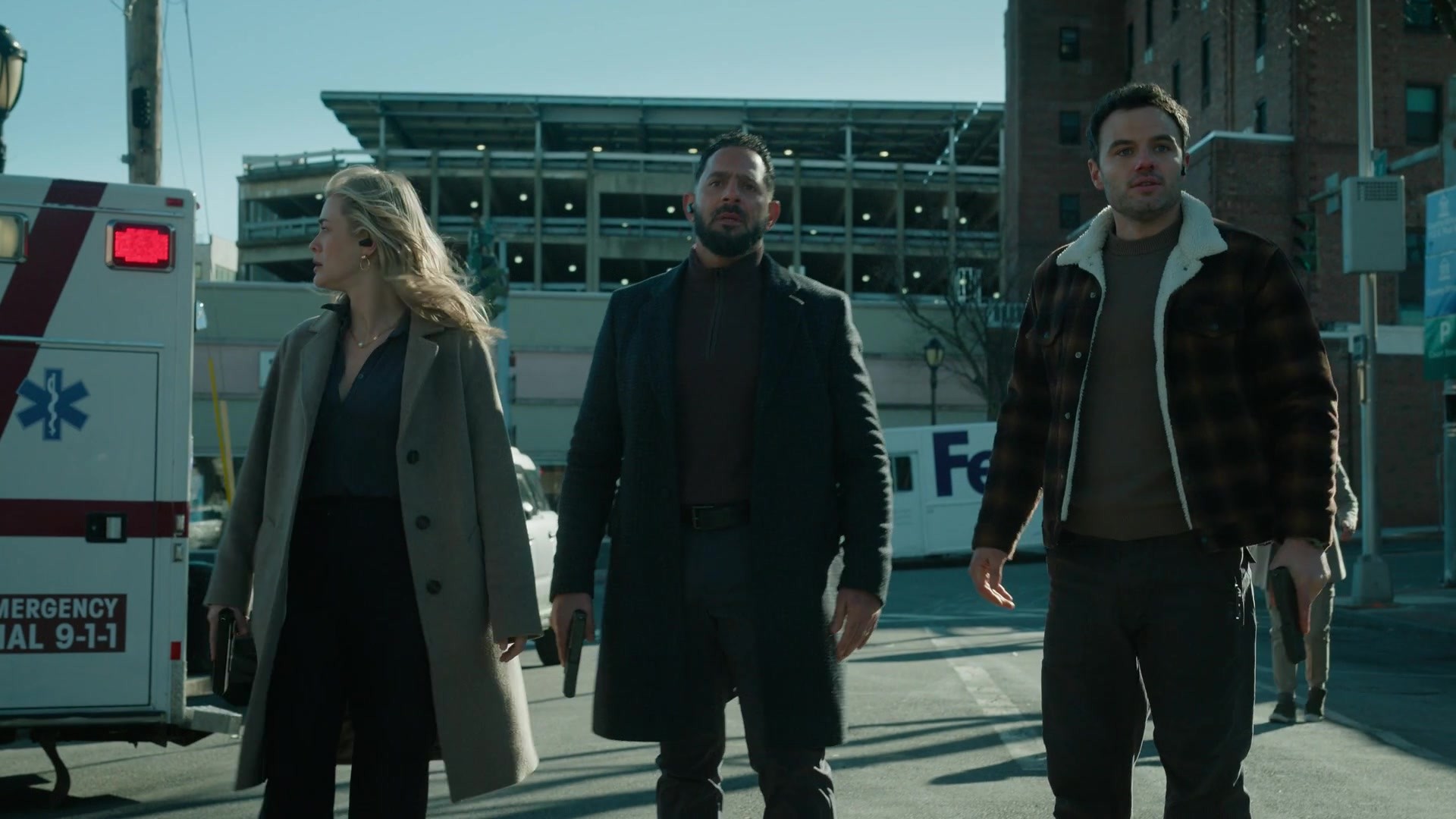 melissaroxburgharchives_thehuntingparty_3x08_caps_0391.jpg