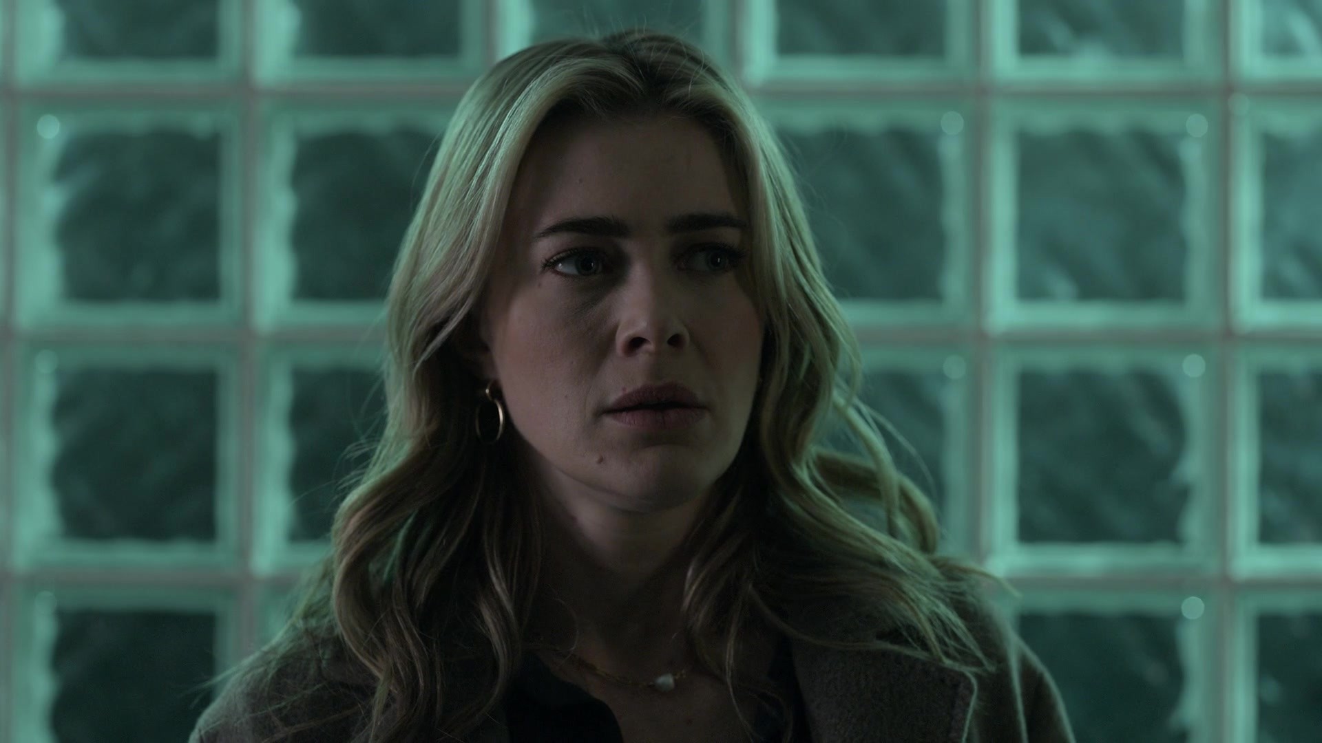 melissaroxburgharchives_thehuntingparty_3x08_caps_0520.jpg