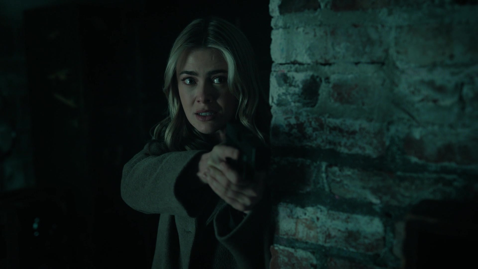 melissaroxburgharchives_thehuntingparty_3x08_caps_0577.jpg