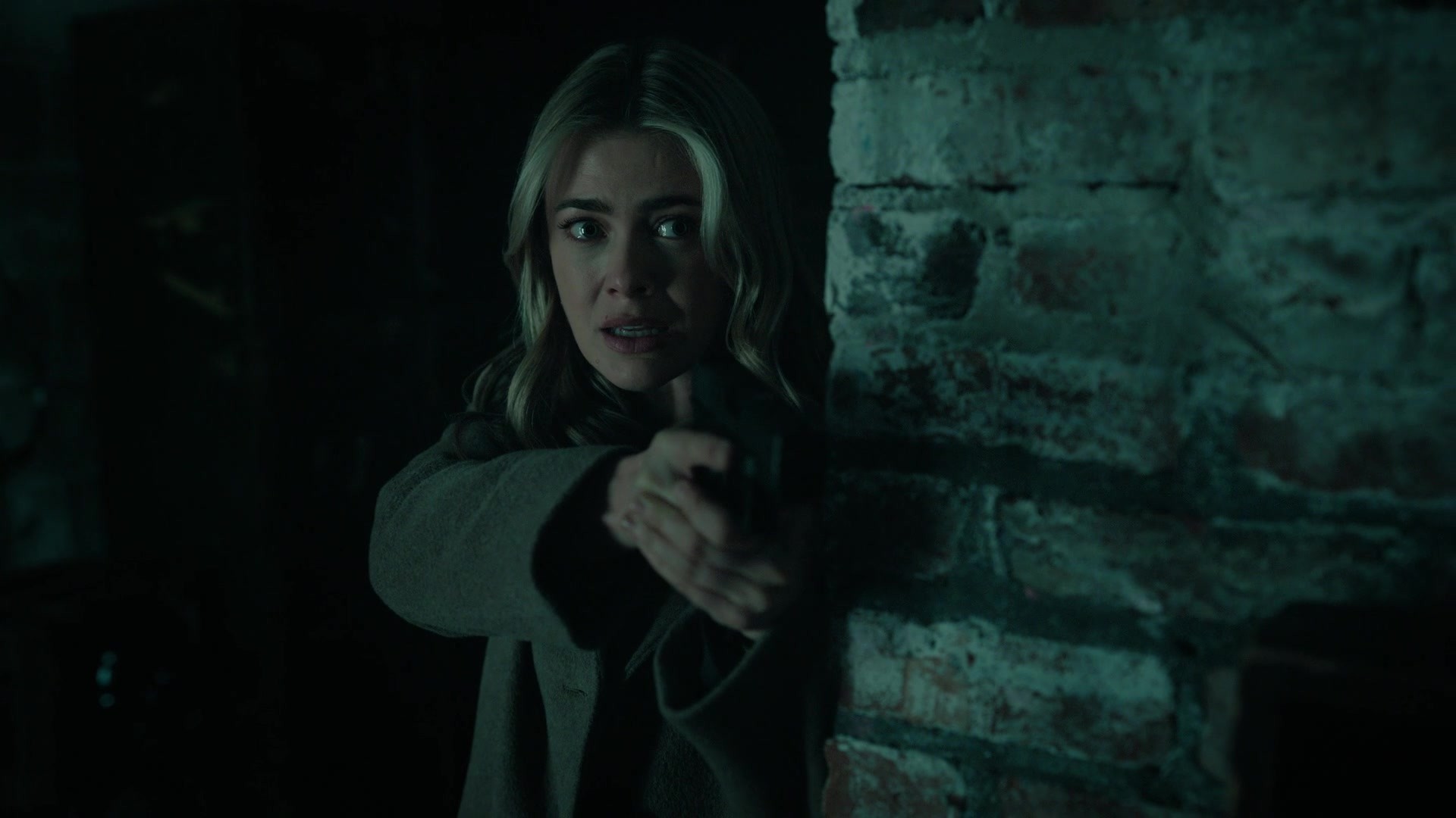 melissaroxburgharchives_thehuntingparty_3x08_caps_0579.jpg