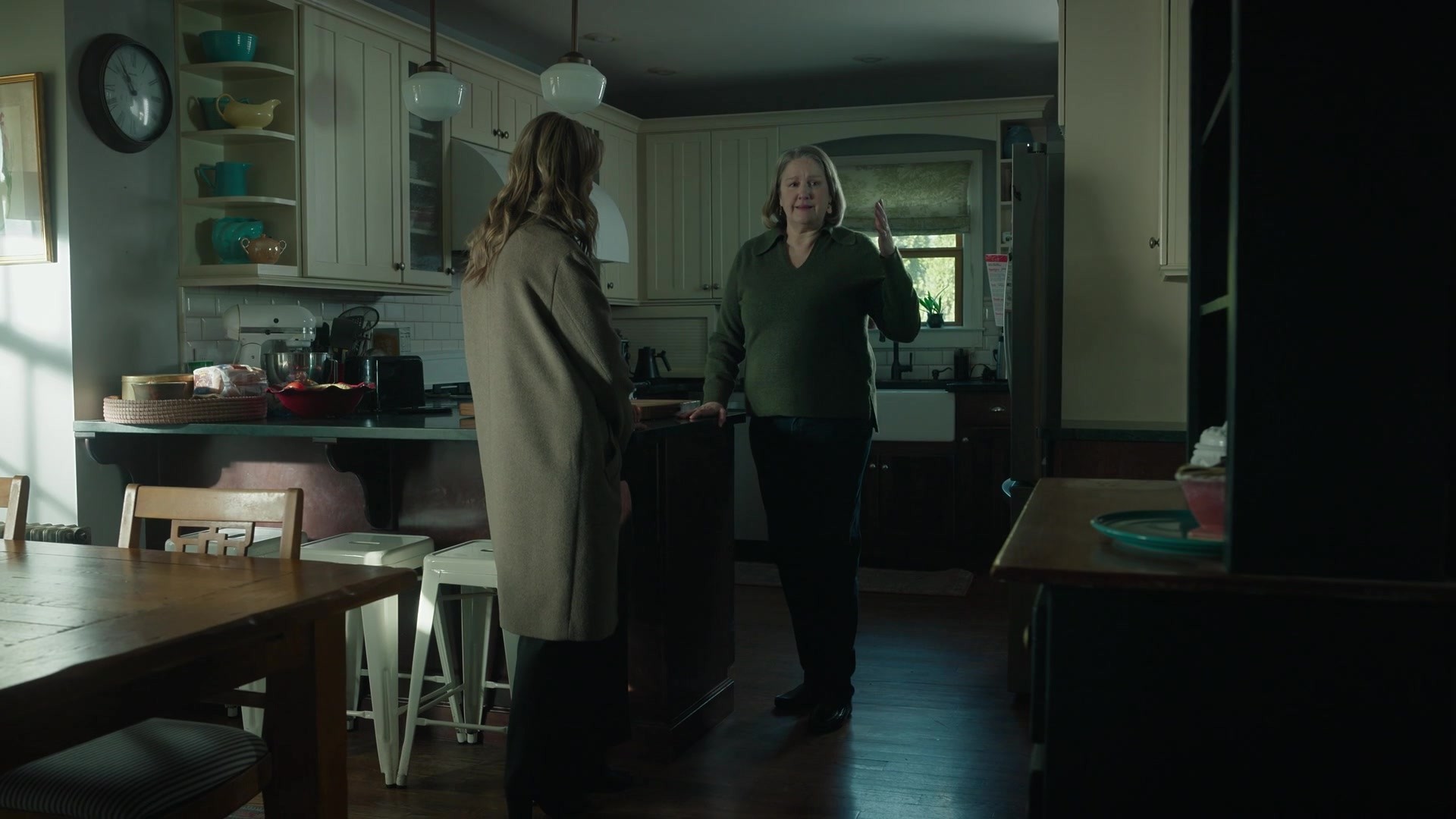 melissaroxburgharchives_thehuntingparty_2x09_caps_0162.jpg
