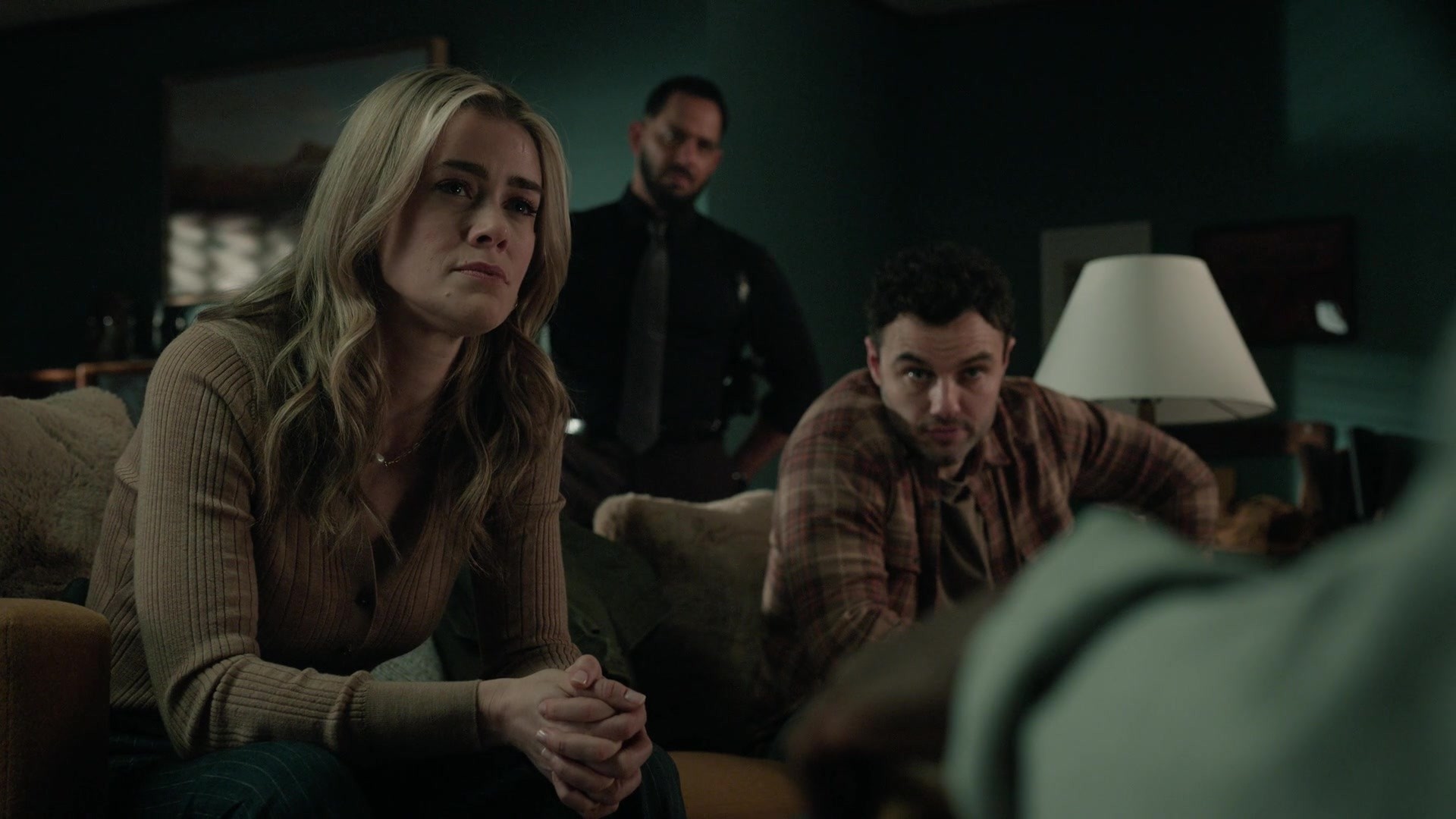 melissaroxburgharchives_thehuntingparty_2x12_caps_0005.jpg